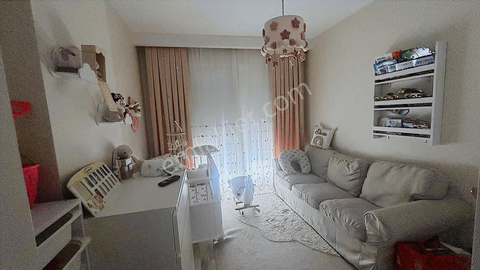 Güzeloluk Mah.de Havuzlu Sitede E.banyolu Satılık 3+1 Daire - Görsel 35