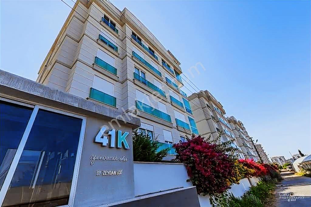 Güzeloluk Mah.de Havuzlu Sitede E.banyolu Satılık 3+1 Daire - Görsel 15