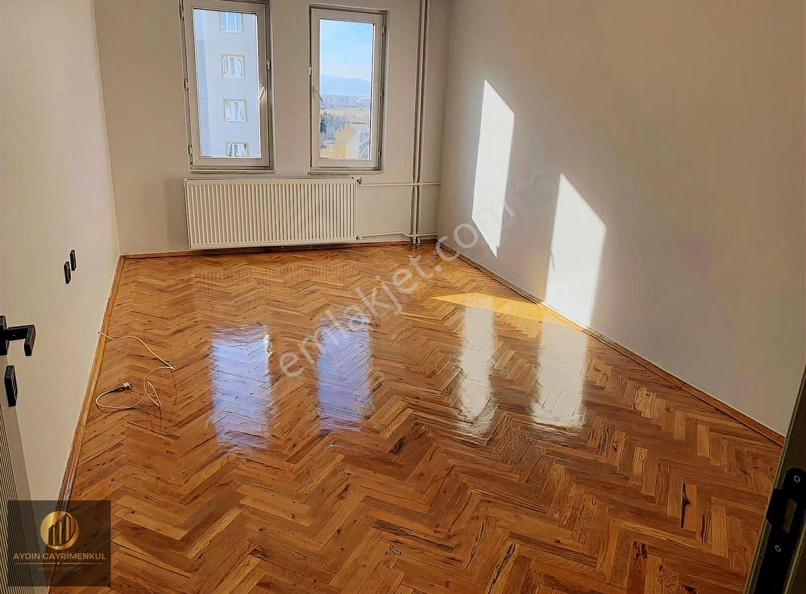 Terminal Caddesi Ana Bulvarda İçi Sıfır Yapılı Satılık Lüks Dair - Görsel 12