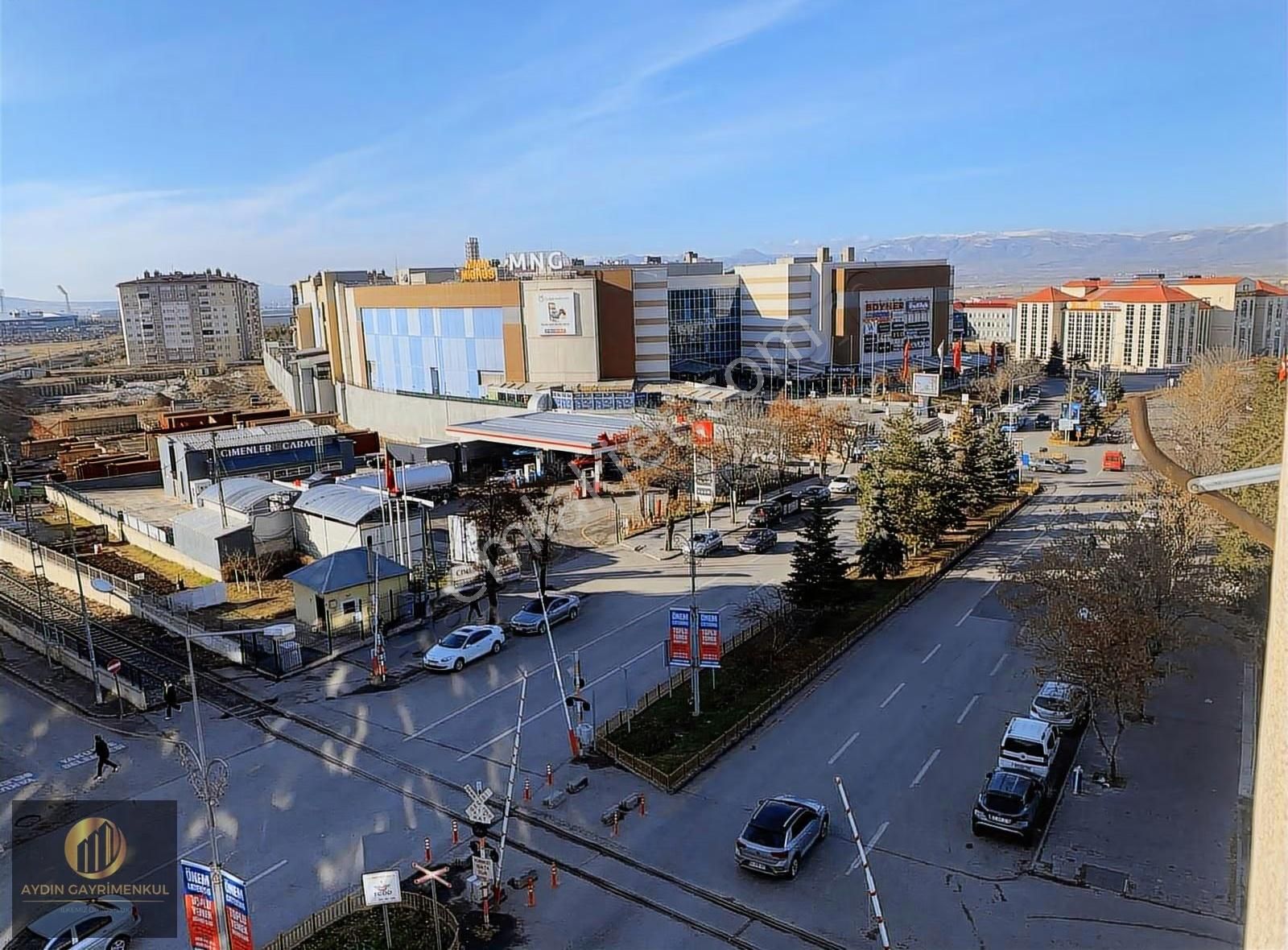 Terminal Caddesi Ana Bulvarda İçi Sıfır Yapılı Satılık Lüks Dair - Görsel 10