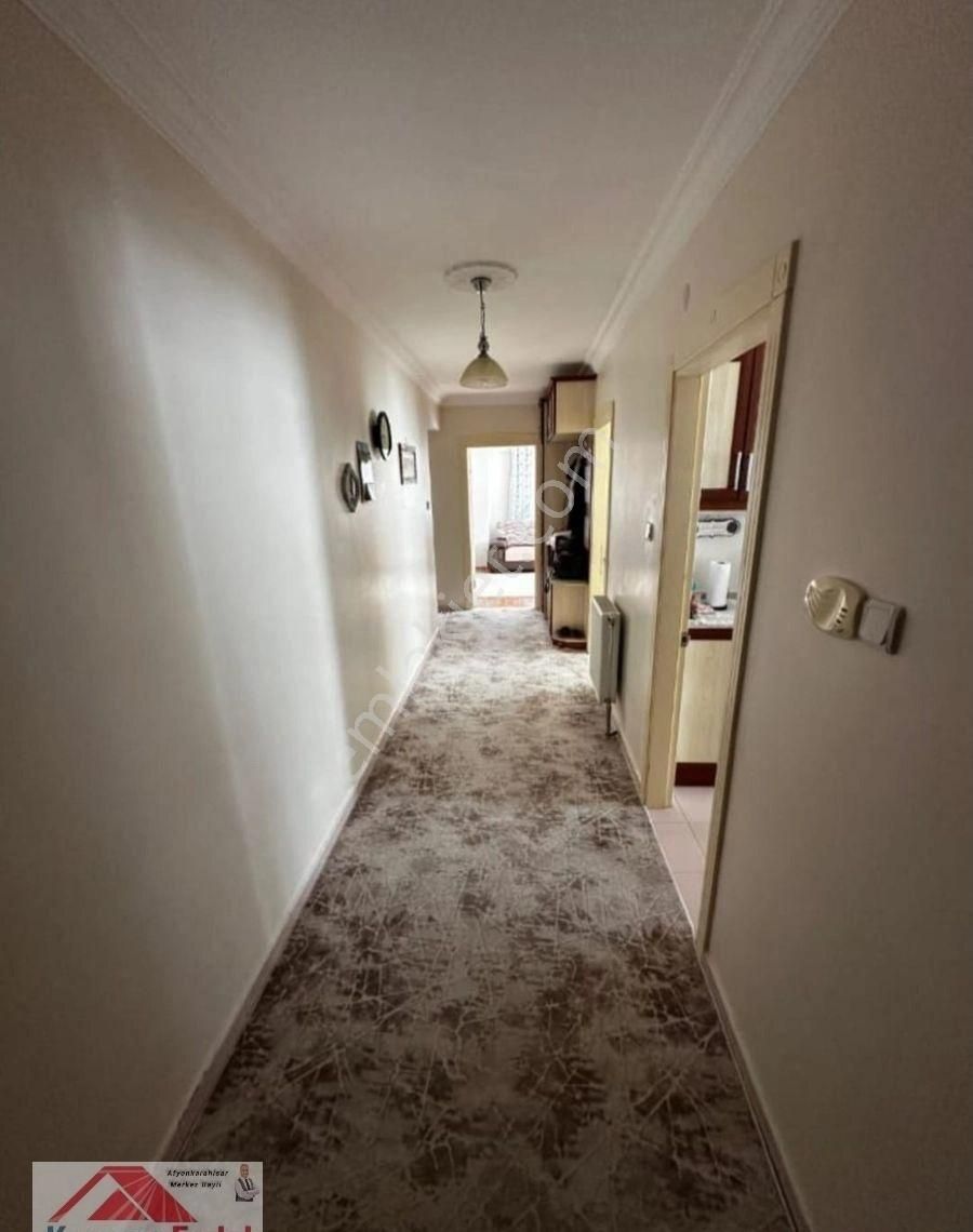 Afyon Fatih Mahallesinde Satılık 3+1 Daire - Görsel 8