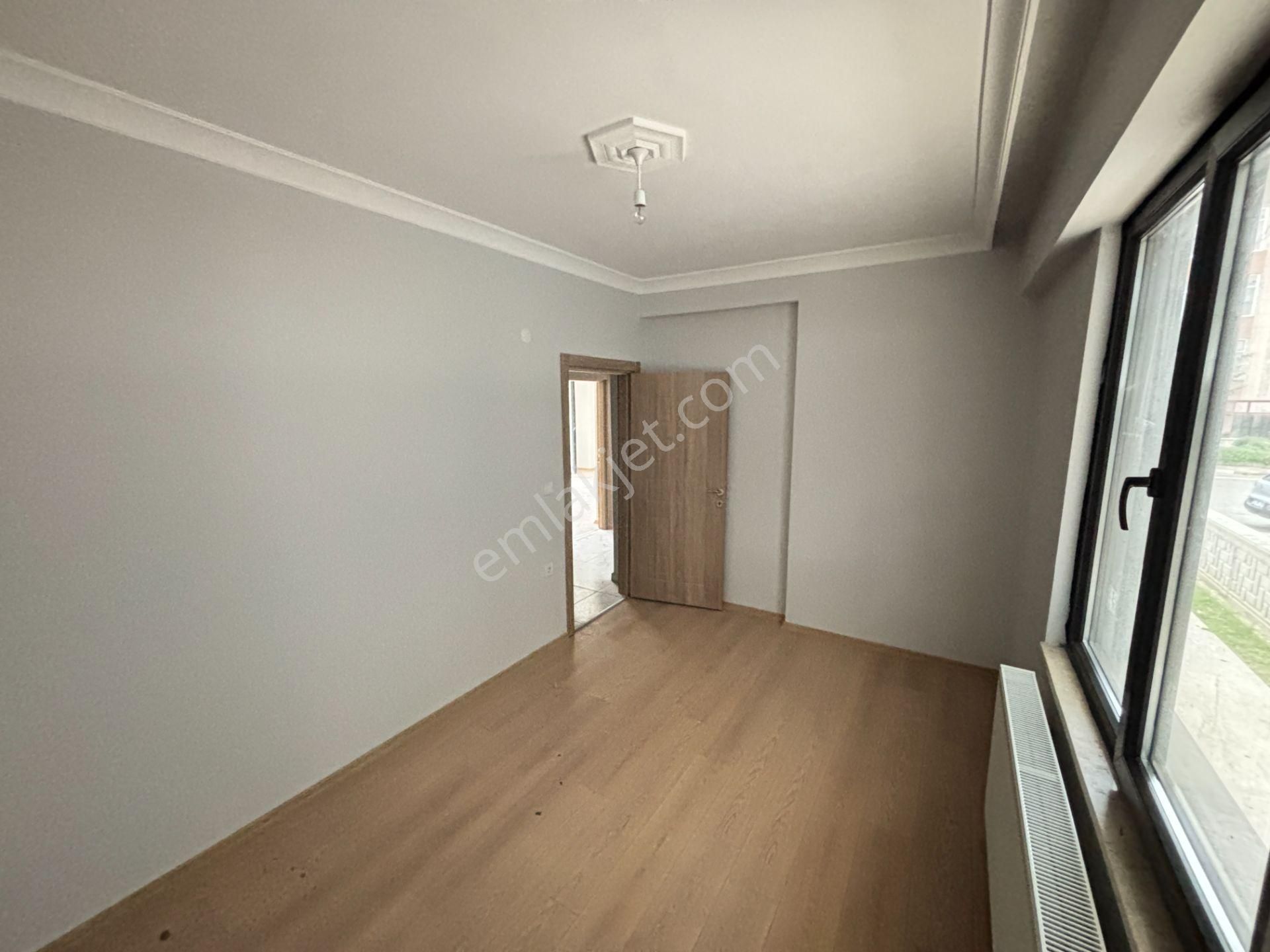 Çiftlikköy Sahil Mahallesi Kiralık 2+1 Giriş Kat - Görsel 8