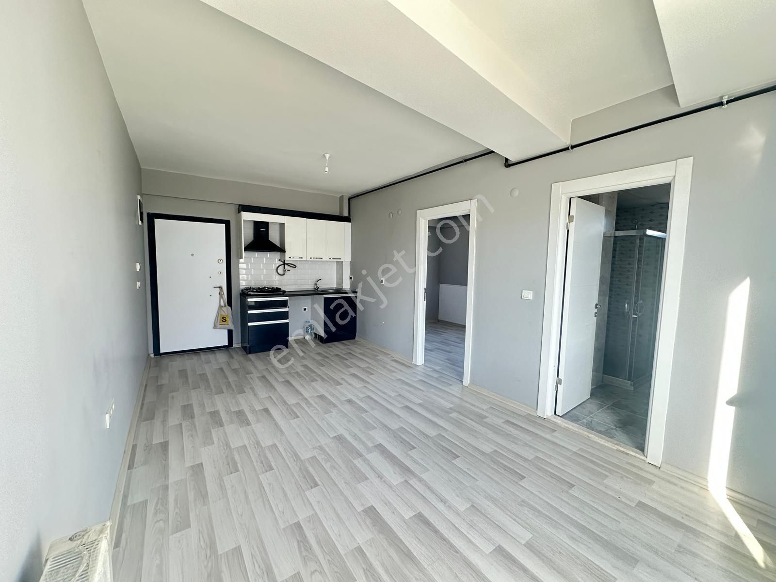 Seyrek Merkez De 1+1 Kiralık Daire​​​​ - Görsel 8