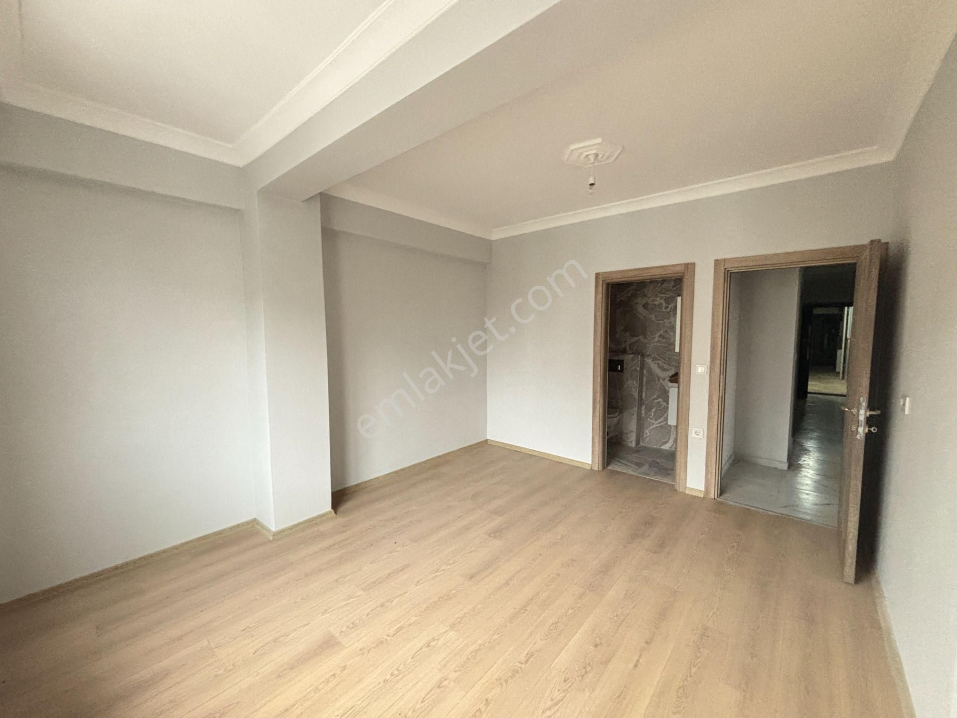 Çiftlikköy Sahil Mahallesi Kiralık 3+1 Ara Kat Daire - Görsel 8