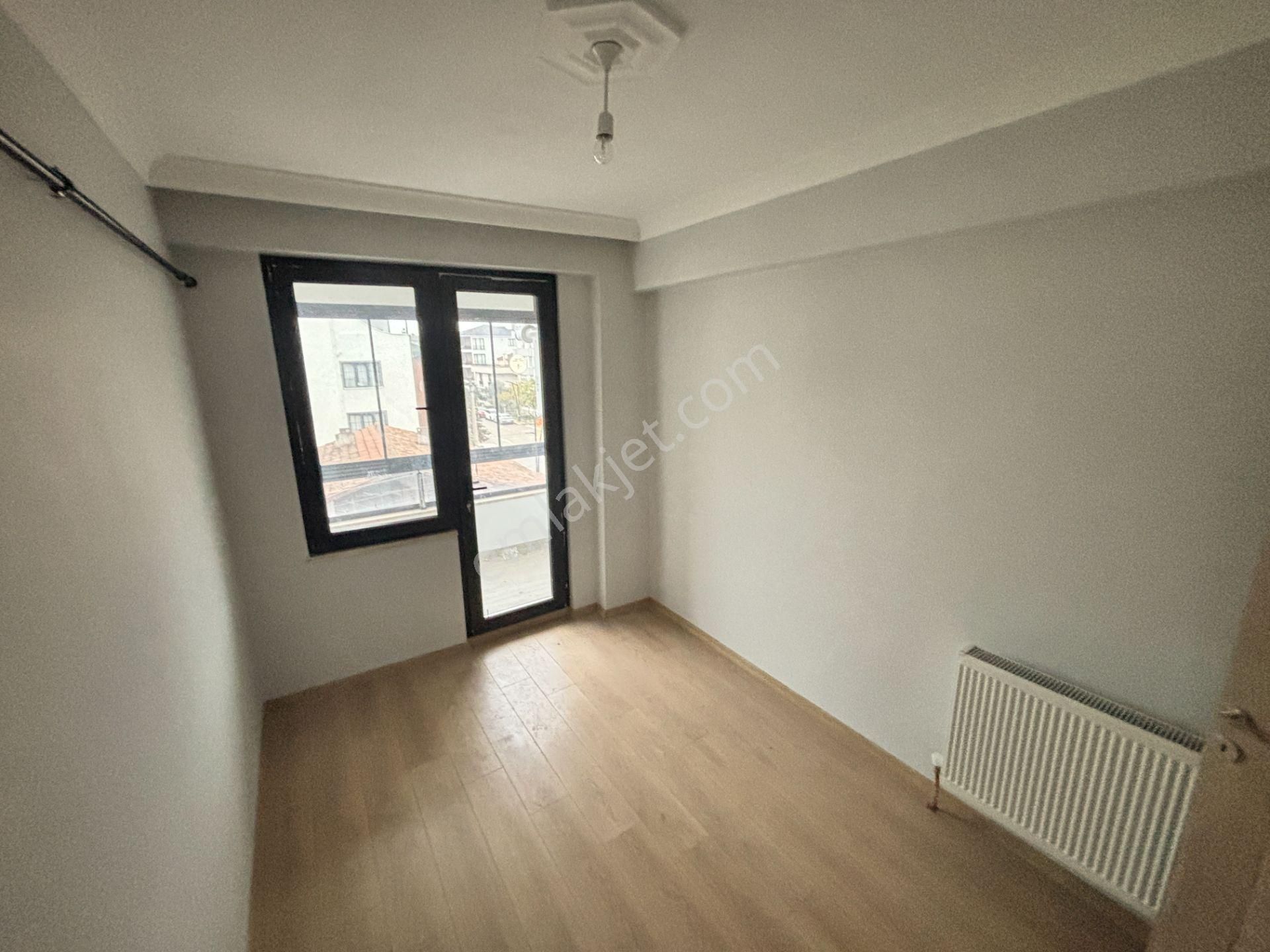 Çiftlikköy Sahil Mahallesi Kiralık 3+1 Ara Kat Daire - Görsel 13