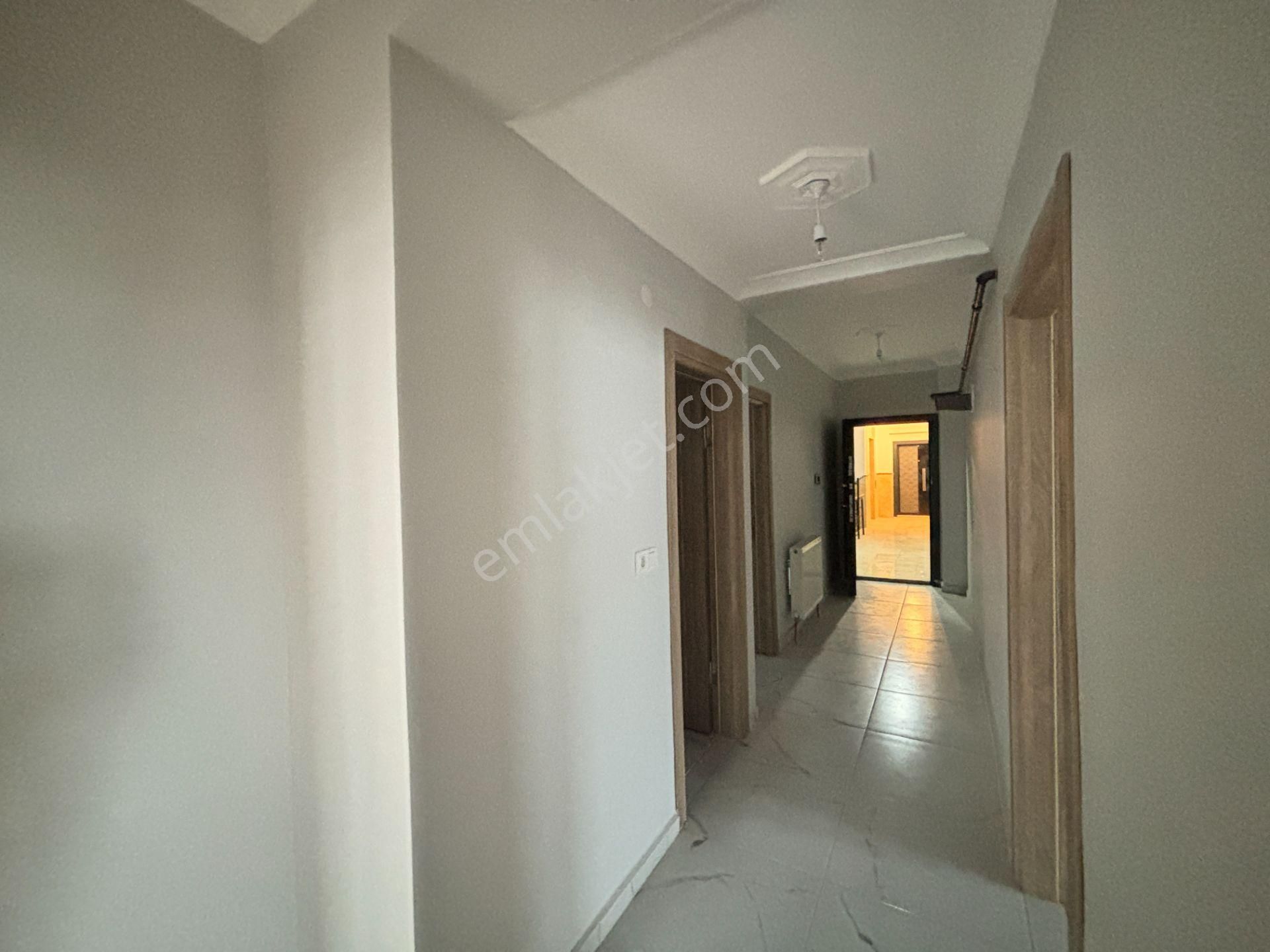 Çiftlikköy Sahil Mahallesi Kiralık 3+1 Ara Kat Daire - Görsel 11