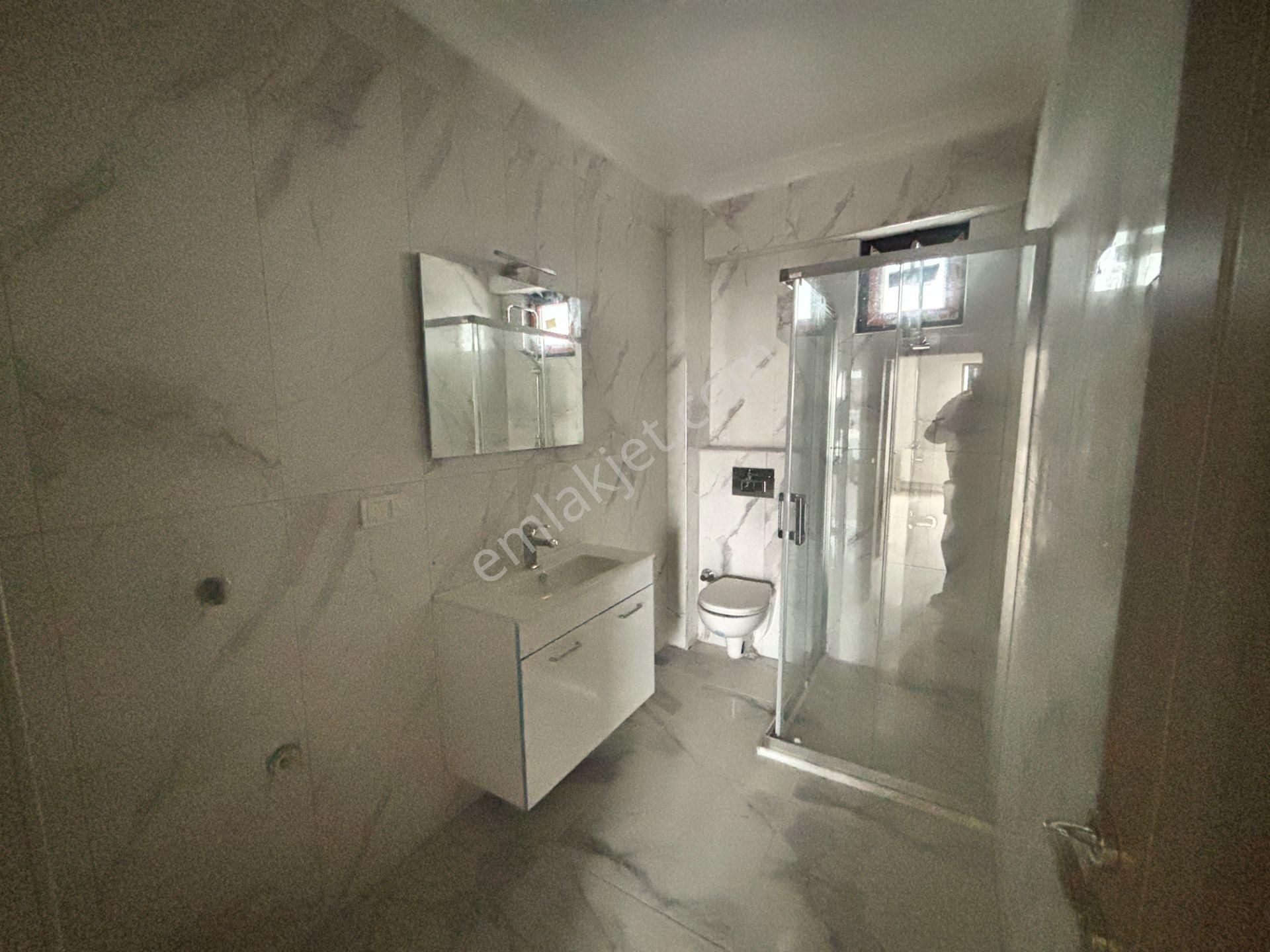 Çiftlikköy Sahil Mahallesi Kiralık 3+1 Üst Kat Daire - Görsel 6