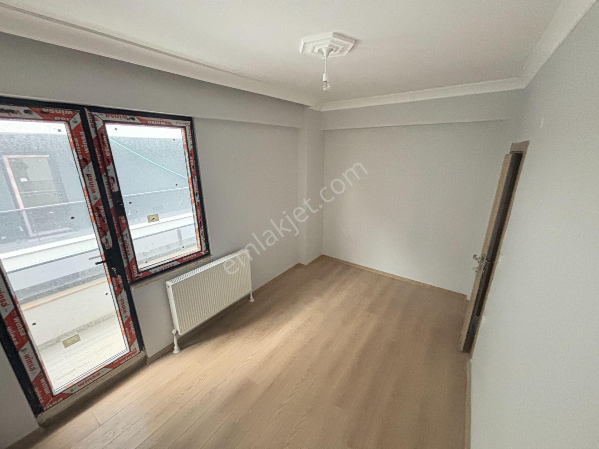 Çiftlikköy Sahil Mahallesi Kiralık 3+1 Üst Kat Daire - Görsel 9