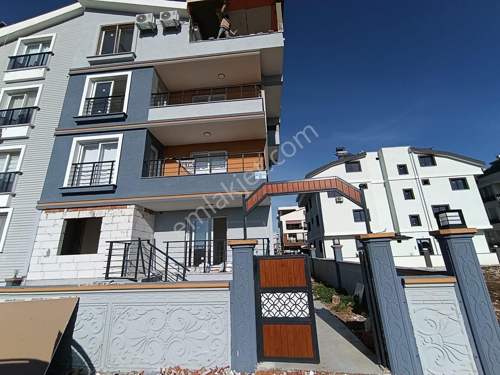 Didim'de Satılık Müstakil Bahçeli Sıfır 1+1 Daire