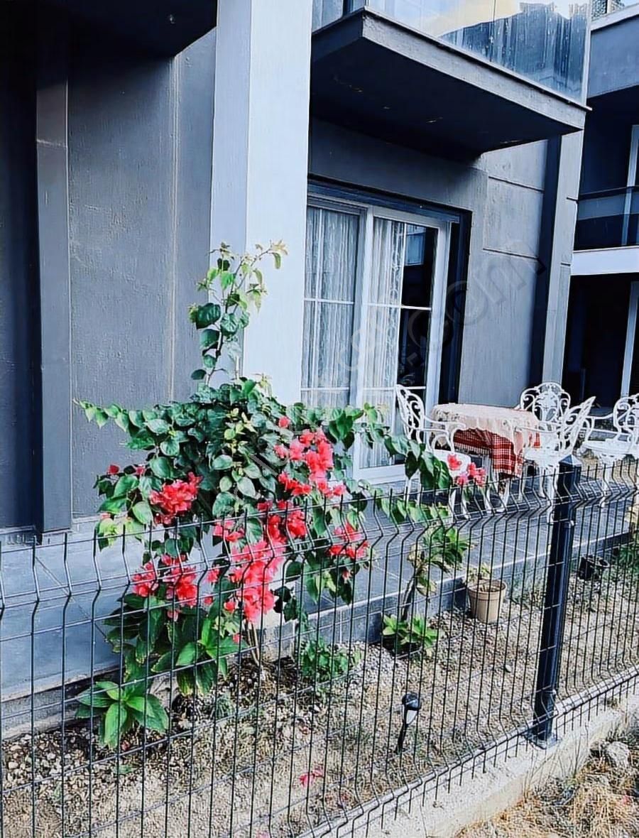 Seferihisar Doğanbey Payamlı Da Satılık 3+1 Bahçeli Villa - Görsel 8