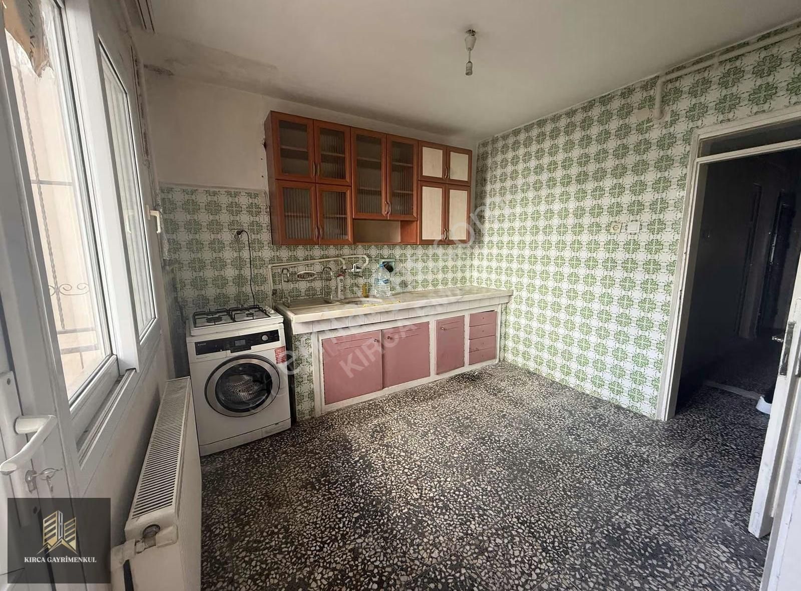 Kırca Emlak'tan Menderes Mah. 3+1 Kiralık Daire - Görsel 17