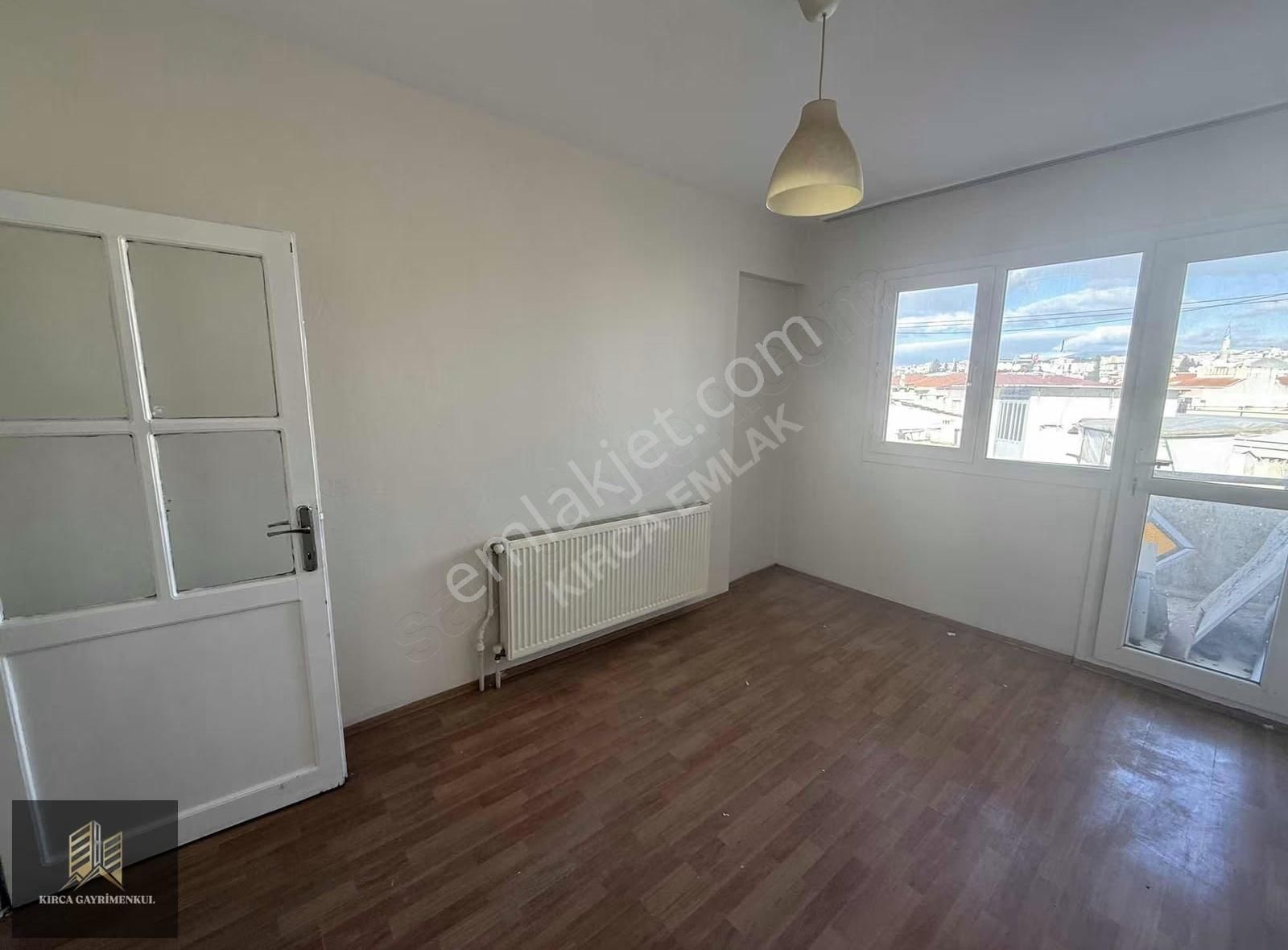 Üçkuyular Meydanı Yakını Kiralık 2+1 Doğalgazlı Daire - Görsel 10