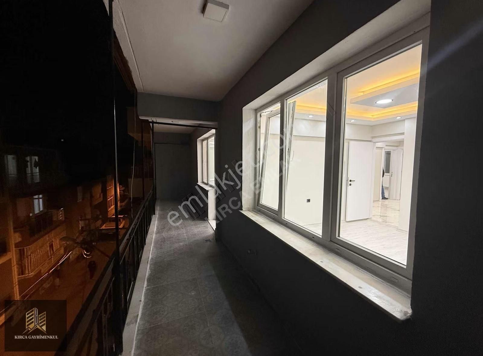 Kırca Emlak'tan Buca Yeşilbağlar Mah. Satılık 3+1 130 M2 Daire