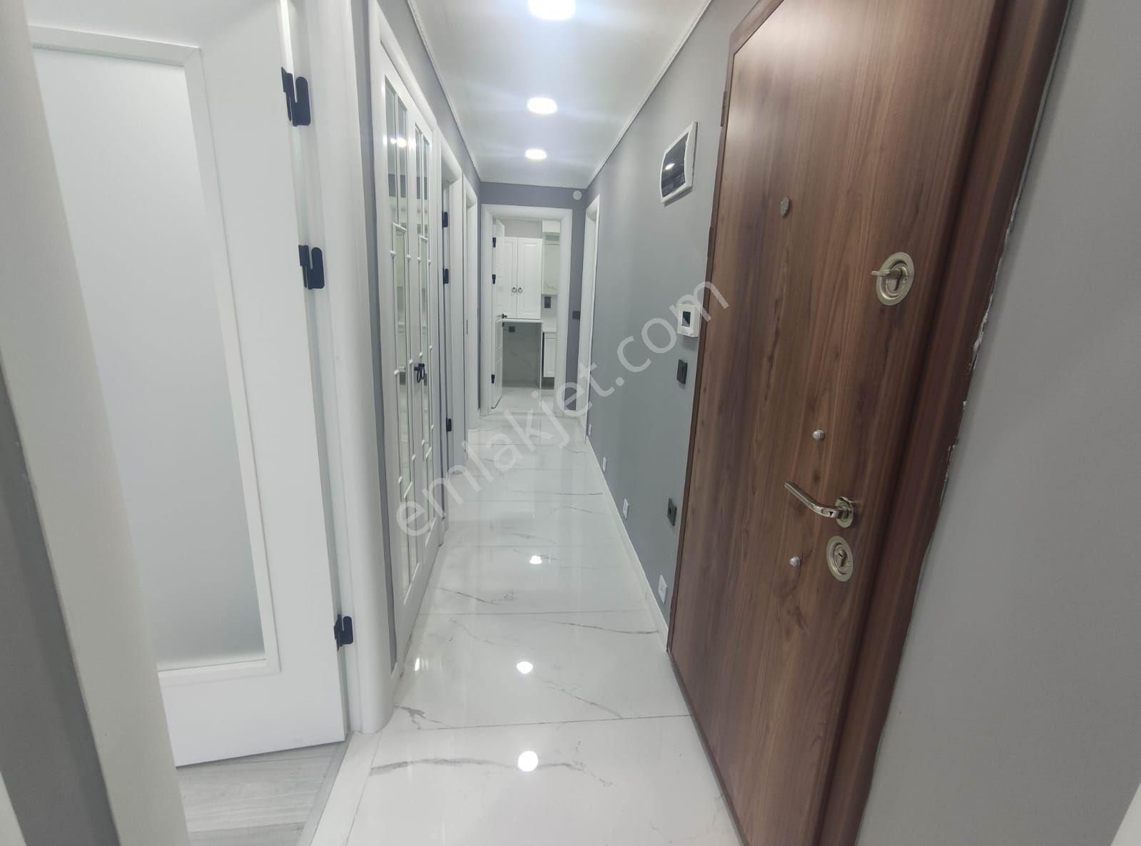 Çekmeköy Merkez Mah Geniş Balkonlu Otoparklı 2+1 Satılık Daire - Görsel 6