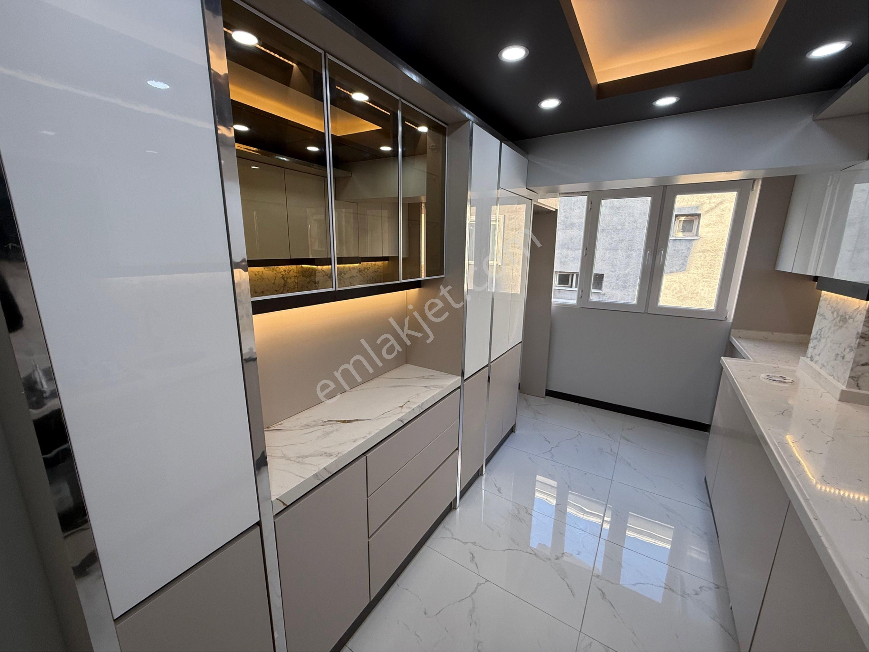 Akşemsettin Mah. 3+1 Ultra Lux Yapılı Salon Bağımsız Satılık - Görsel 2