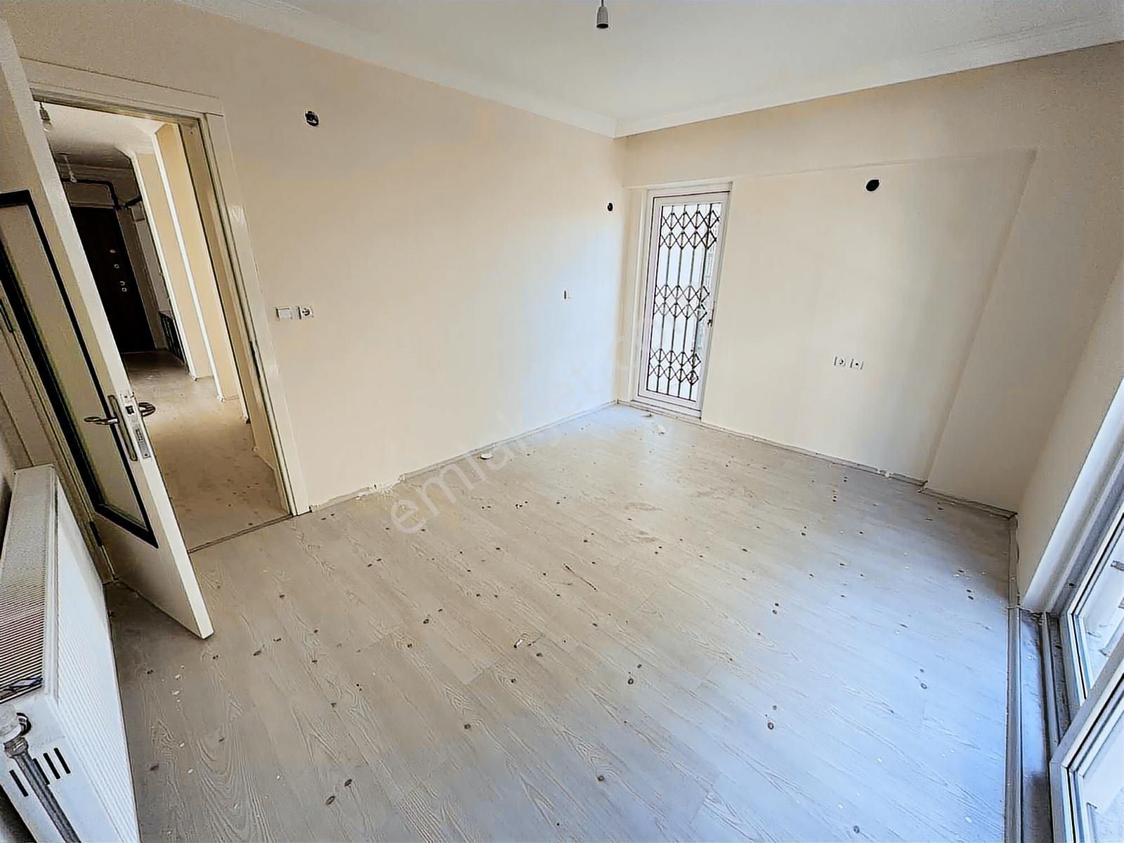 Konut Emlaktan Yeşil Mahallede 3+1 Doğalgazlı Kiralık Daire - Görsel 16