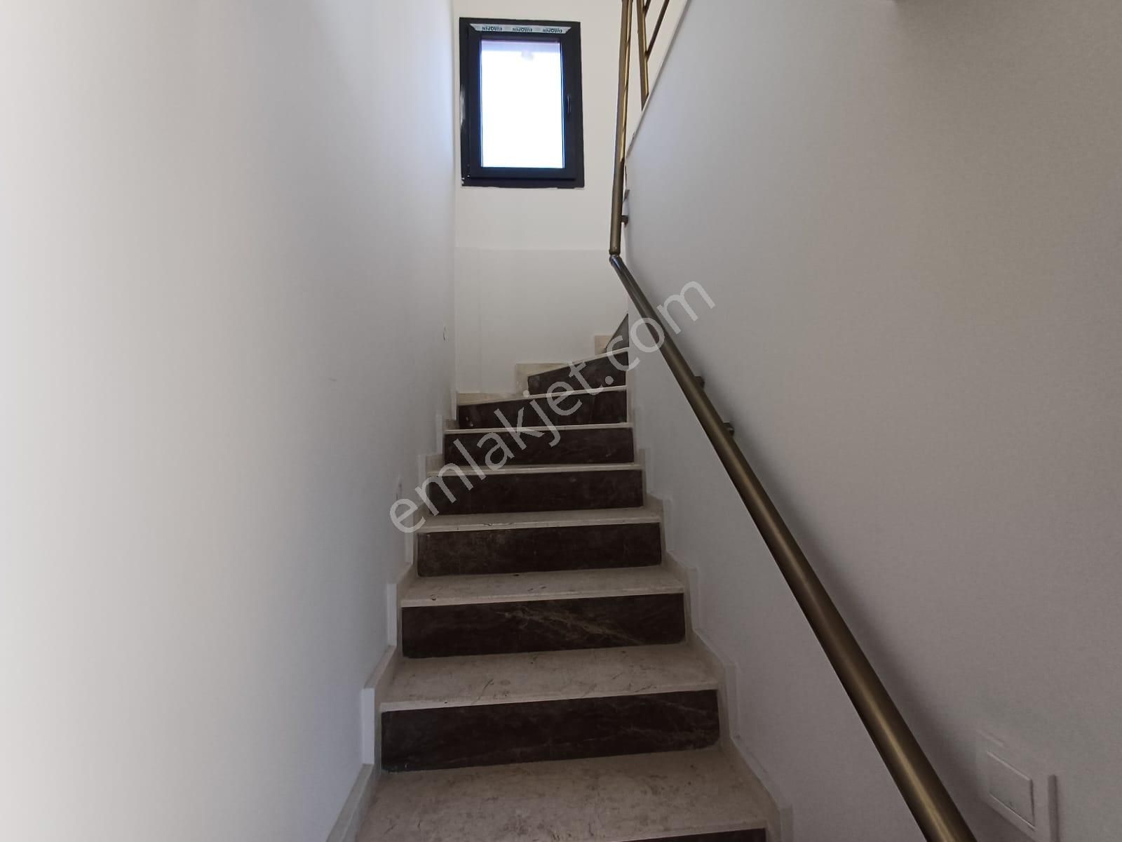 Stop’tan Patlangıç Tapu Dairesi Yakını Fırsat 4+1 - Görsel 8