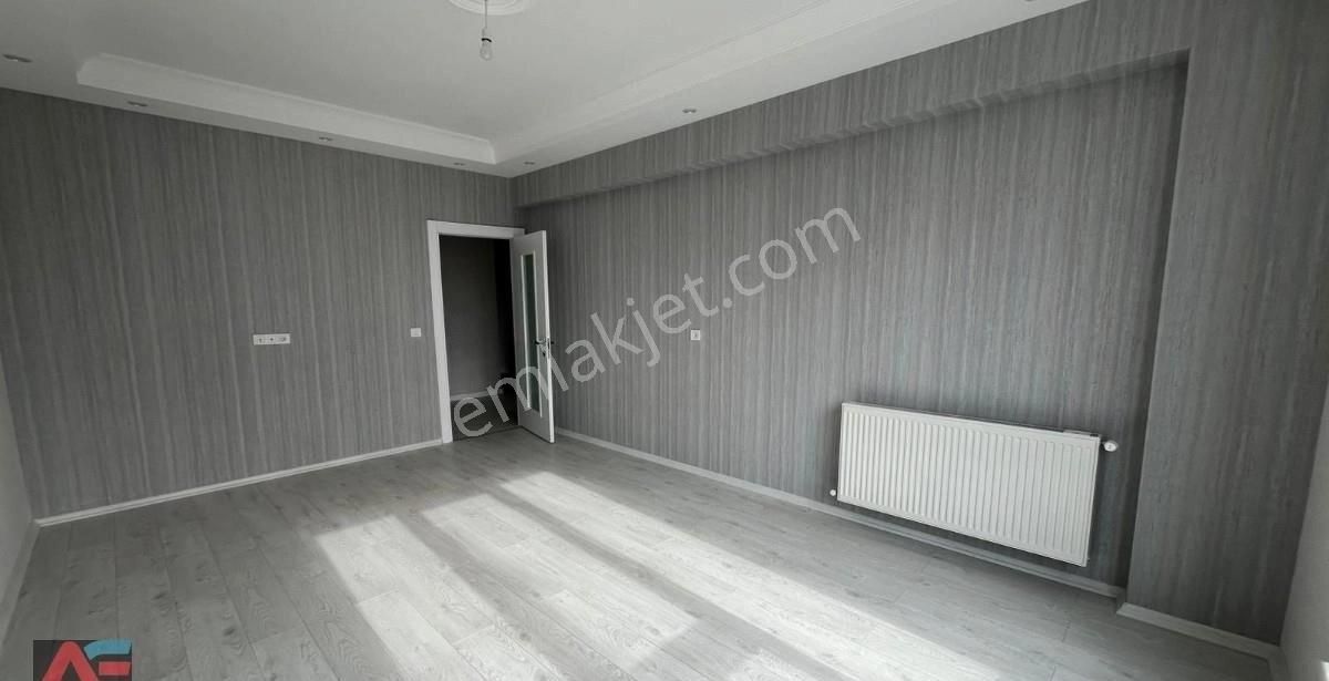 Merkezi Lokasyonlu Şık Ve Muhteşem Tasarımlı 4+1 Satılık Daire - Görsel 14