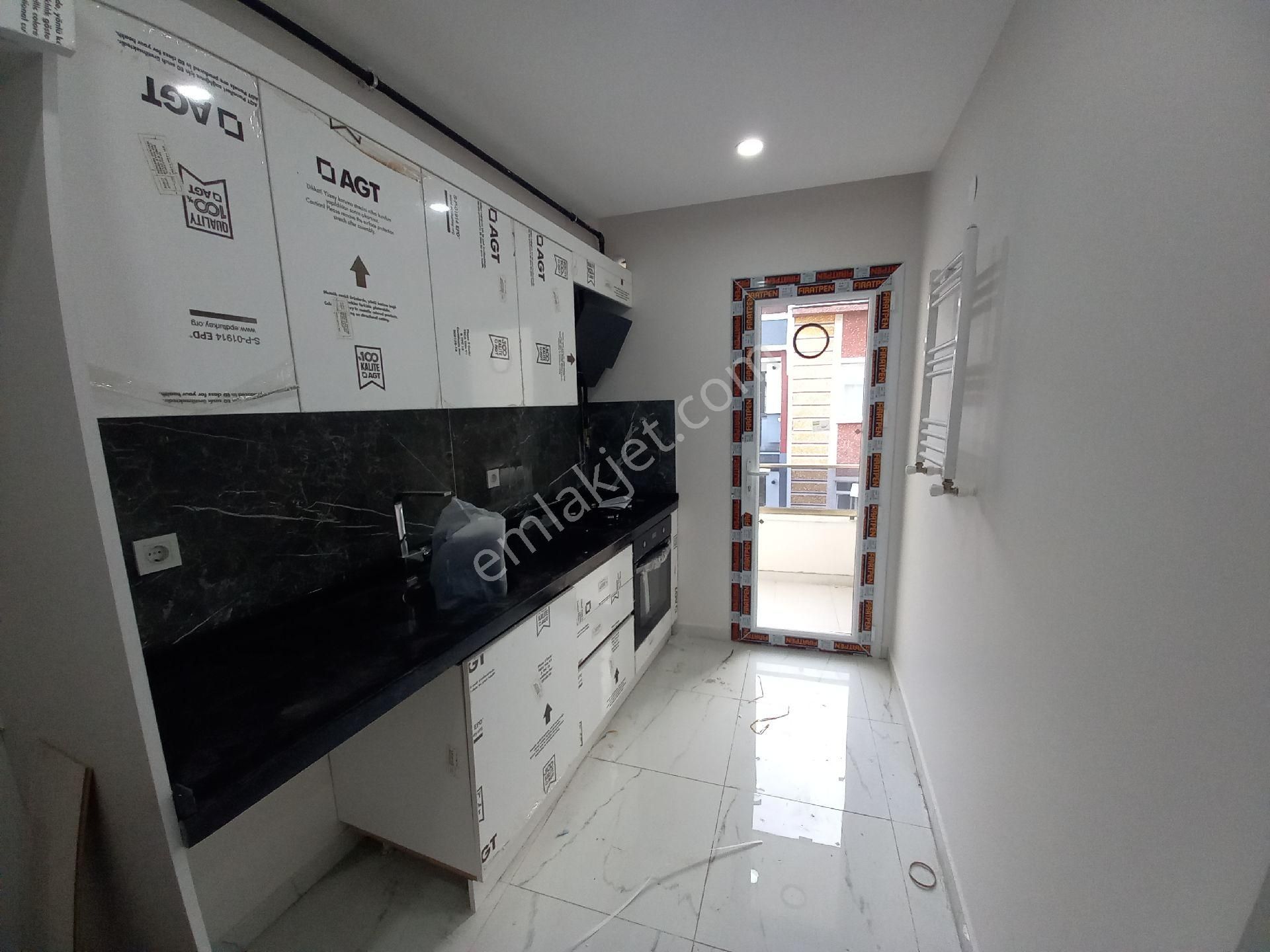 Bahçelievler Yenibosna Zafer Mah Satılık Daire Kat. 4. 2+1 - Görsel 28