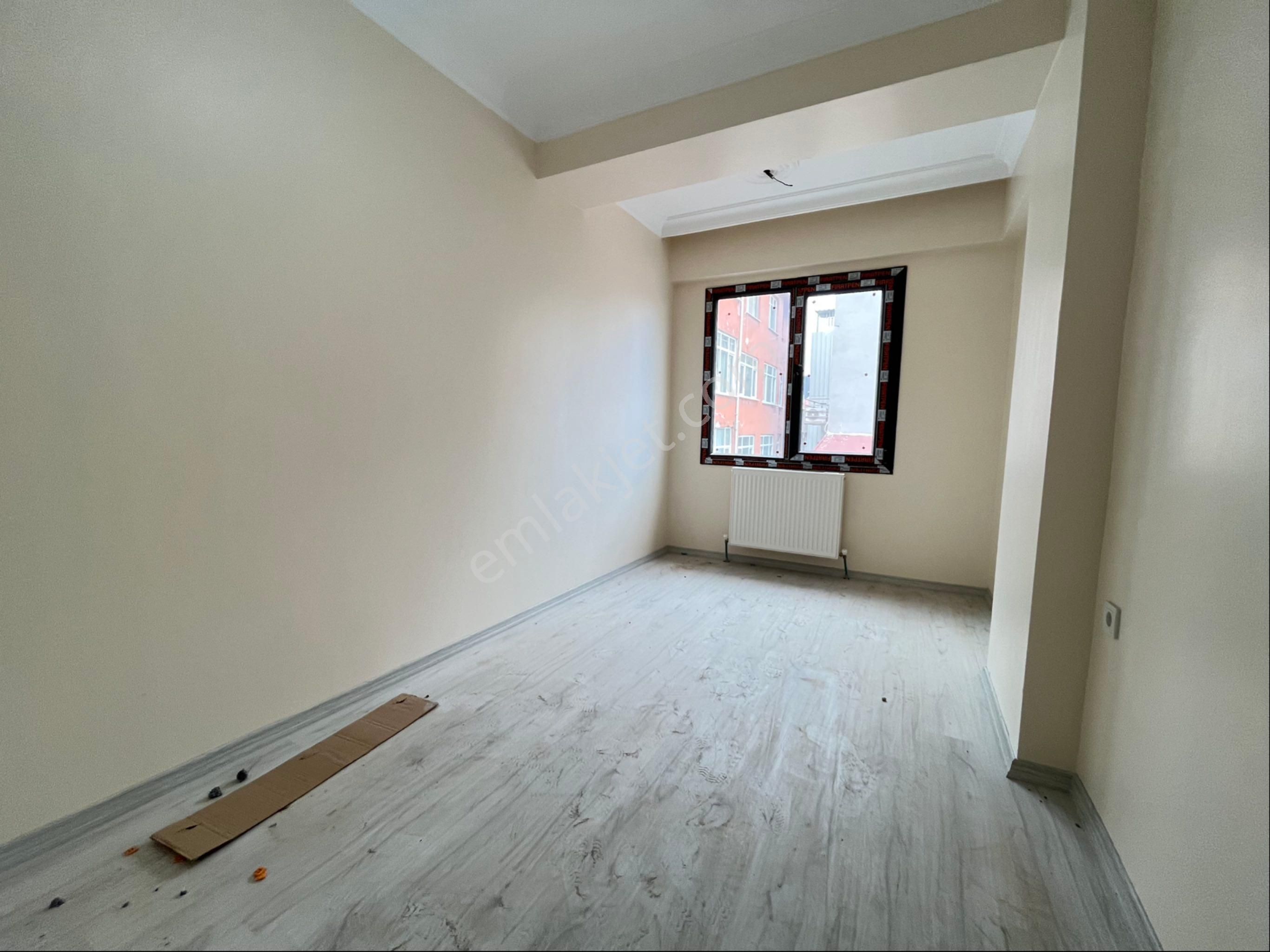 İmren Gayrimenkulden Kiralık 2+1 Arakat Cadde Üstü Yeni Bina - Görsel 24