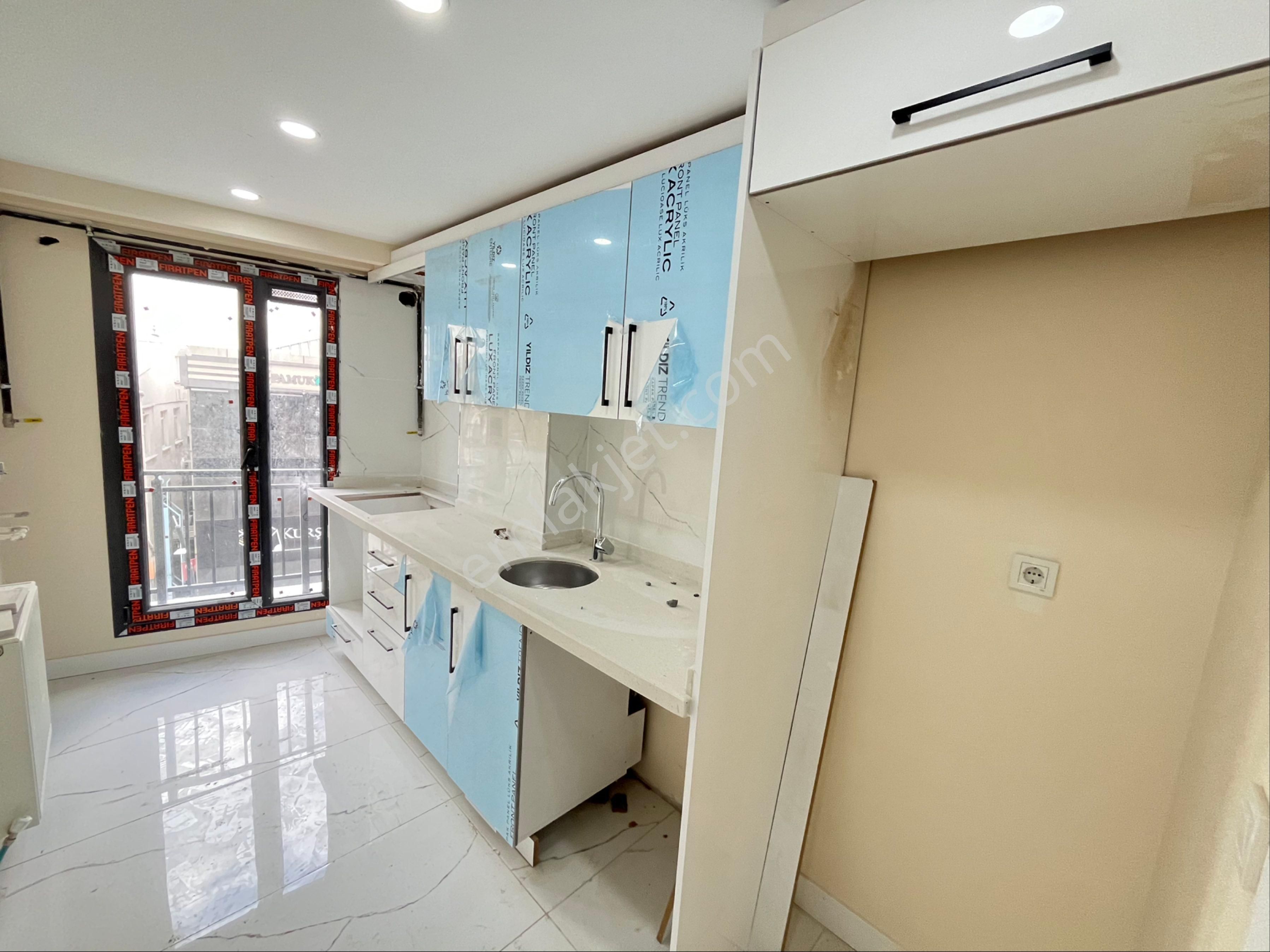 İmren Gayrimenkulden Kiralık 2+1 Arakat Cadde Üstü Yeni Bina - Görsel 13