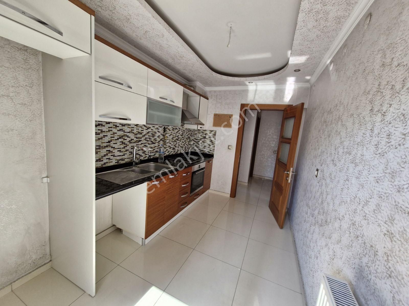 Yalı Da 3+1 Asansörlü Doğalgazlı Köşe Otoparklı Ebeveyn Banyolu - Görsel 19