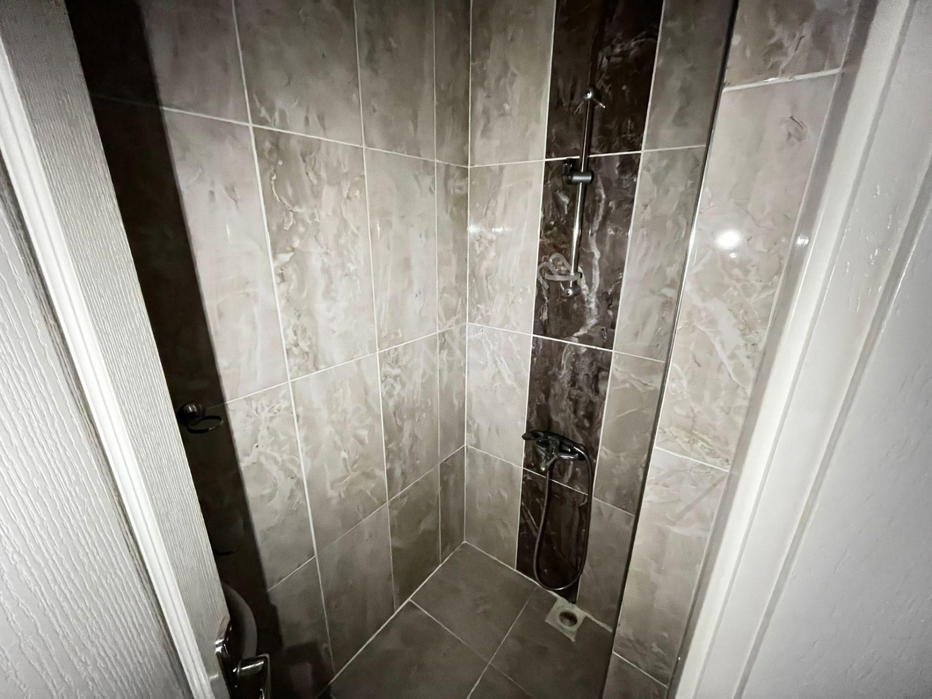 Huzur Dan Çarşı Merkezinde Kiralık 3+1 Daire - Görsel 21