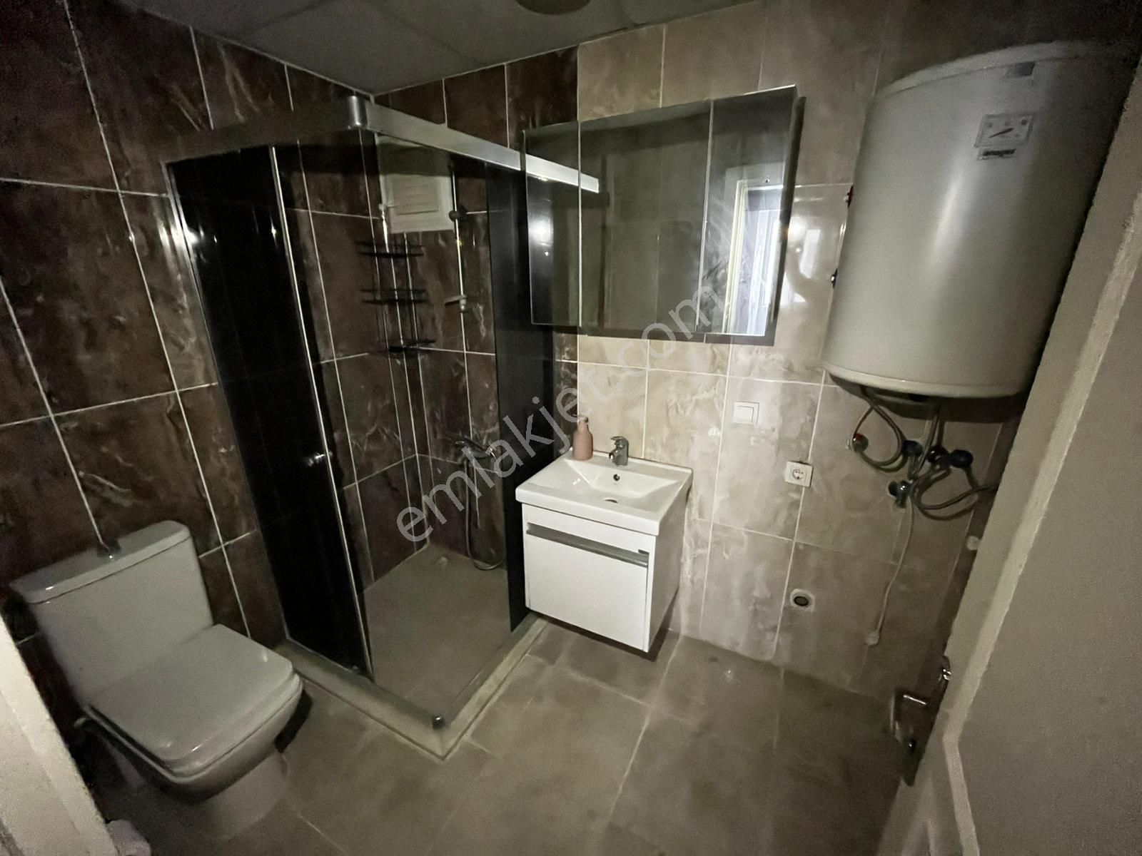 Huzur Dan Çarşı Merkezinde Kiralık 3+1 Daire - Görsel 22