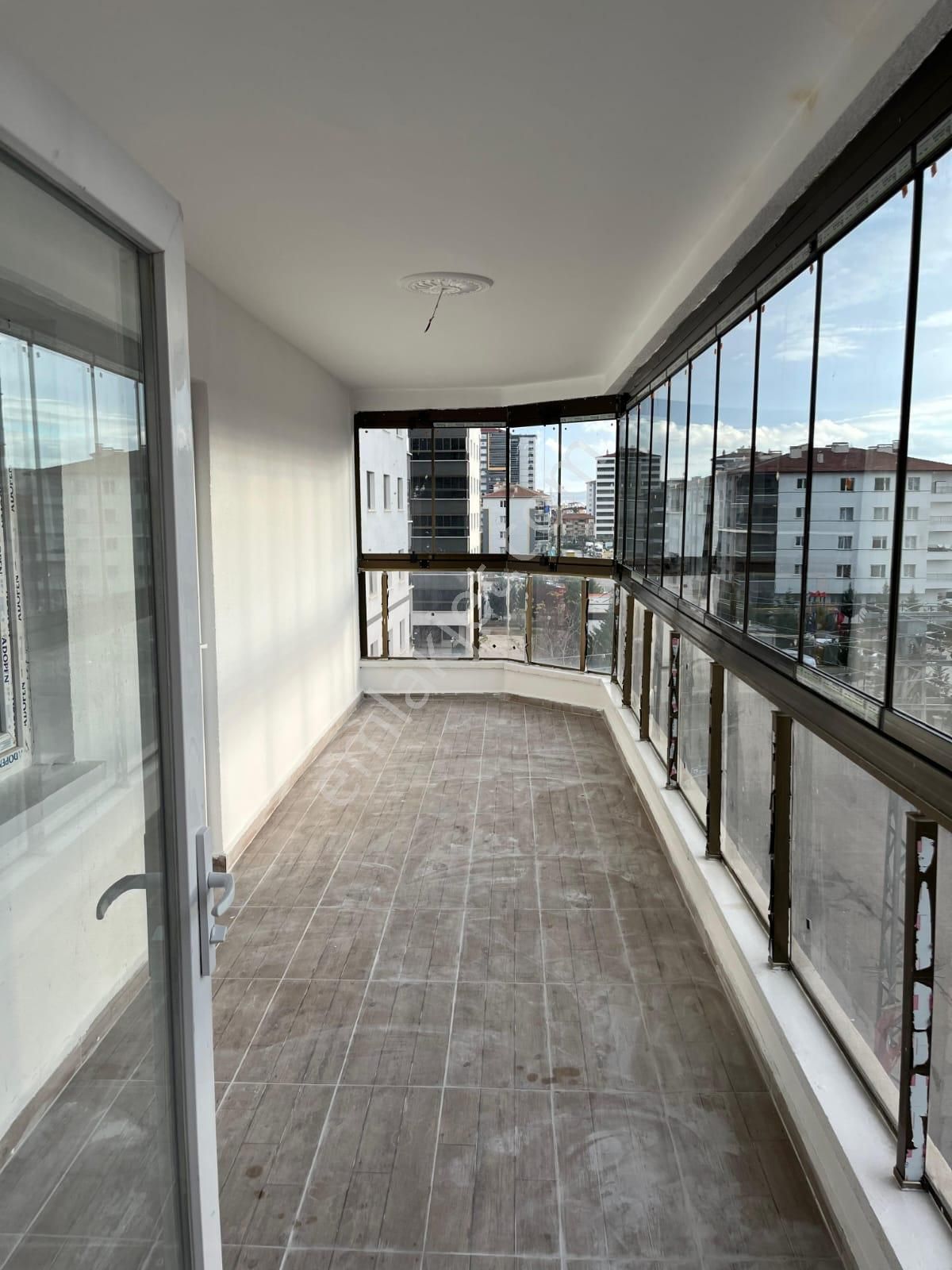 Menderes Mh 4+1 Ebeveyn Banyolu Fulll Yapılı Asansörlü Ara Kat Daire - Görsel 6