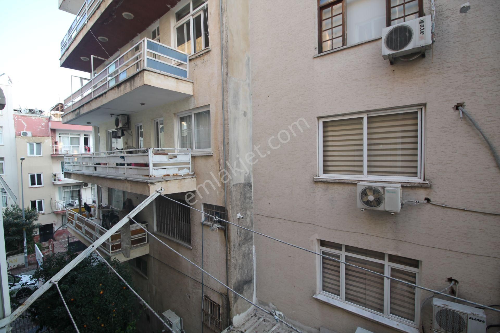 Retro’dan Aydınlıkevler’de Ara Kat Bağımsız Mutfak Geniş 4+1 - Görsel 30