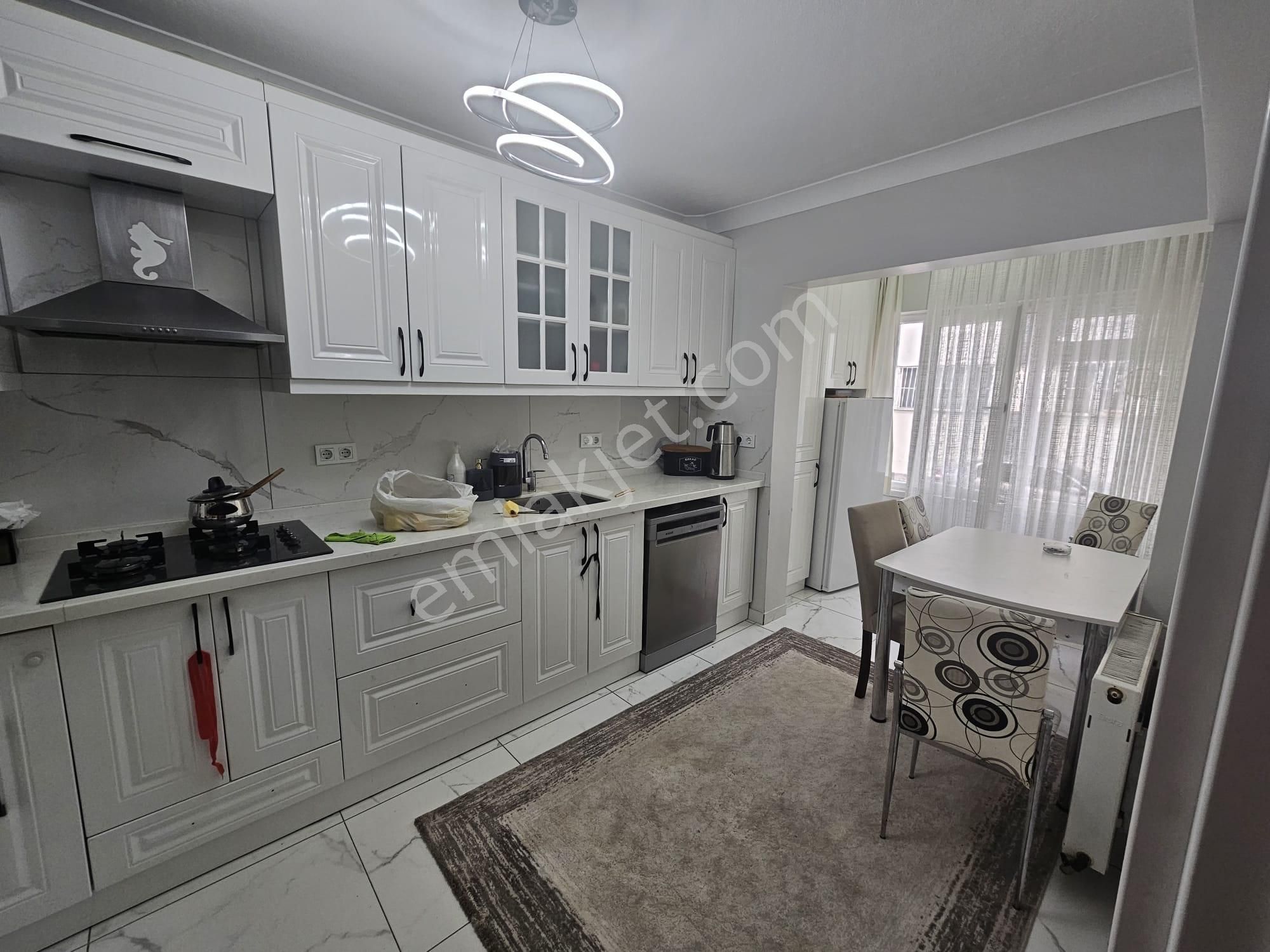 Mareşal Çakmak Mh 3+1 Bağımsız Full+full Yapılı Daire