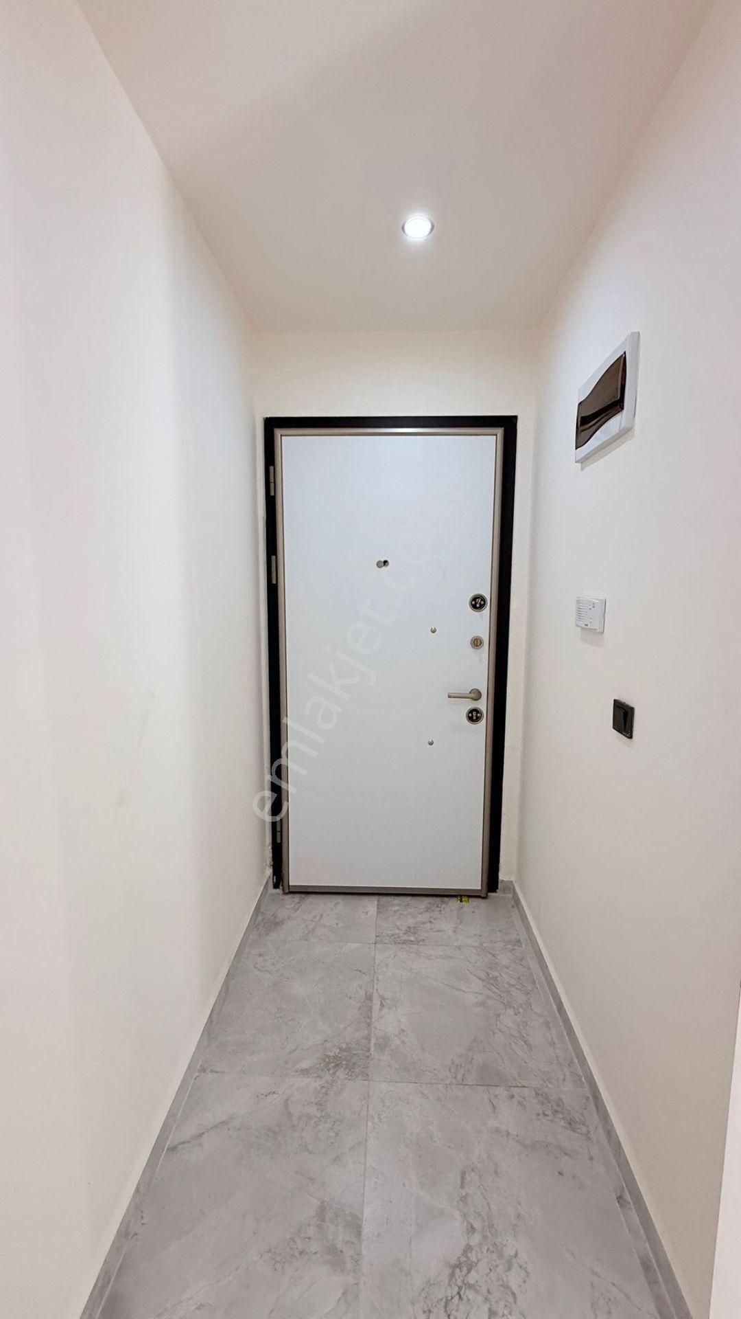 Aydın Didim Altınkum'da Satılık Havuzlu Site İçerisinde Denize 400 M. Giriş Kat Eşyasız 2+1 Daire - Görsel 12