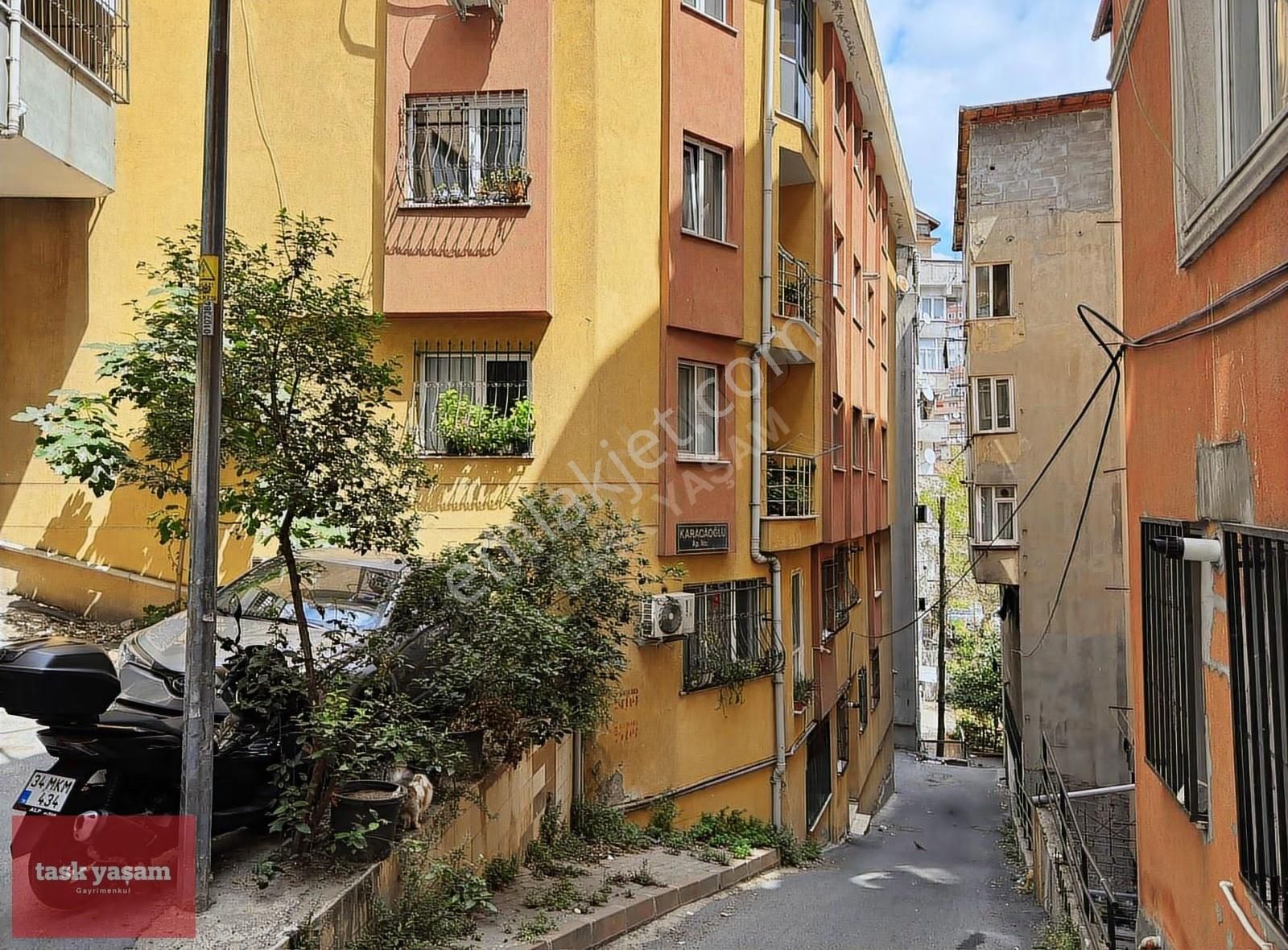 Mecidiyeköy Kısmet Sokakta Genç Binada Satılık 3+1 Daire