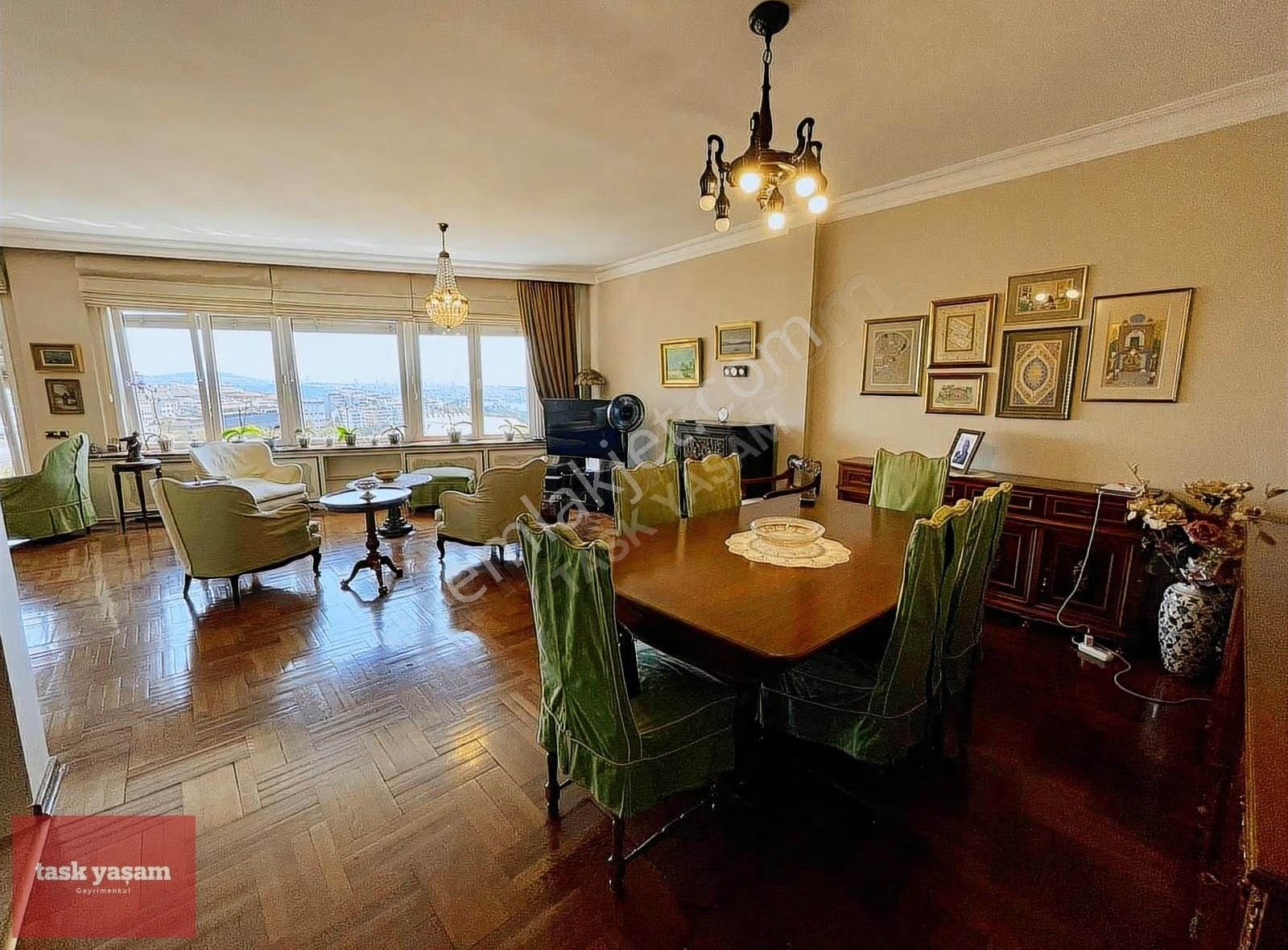 Nişantaşı Valikonağı Caddesi Boğaz Manzaralı 5+2 Satılık Daire - Görsel 2