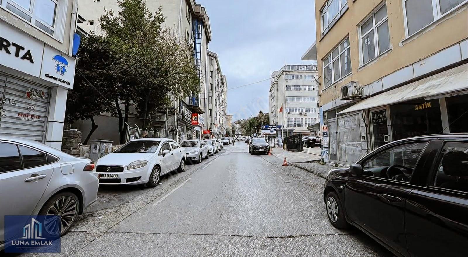 Luna'dan İstasyon Mahallesinde İşlek Lokasyonda Satılık Dükkan - Görsel 17