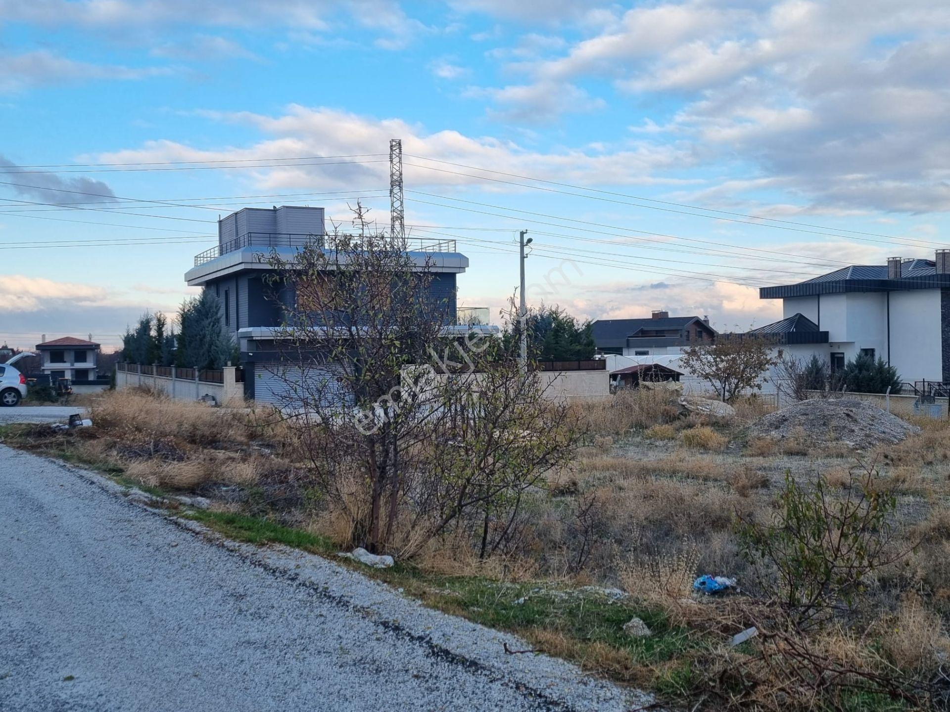 Konya'nın Nezih Yerleşiminde Şehir Manzaralı 2 Kat İmarlı Köşe Parsel - Görsel 14