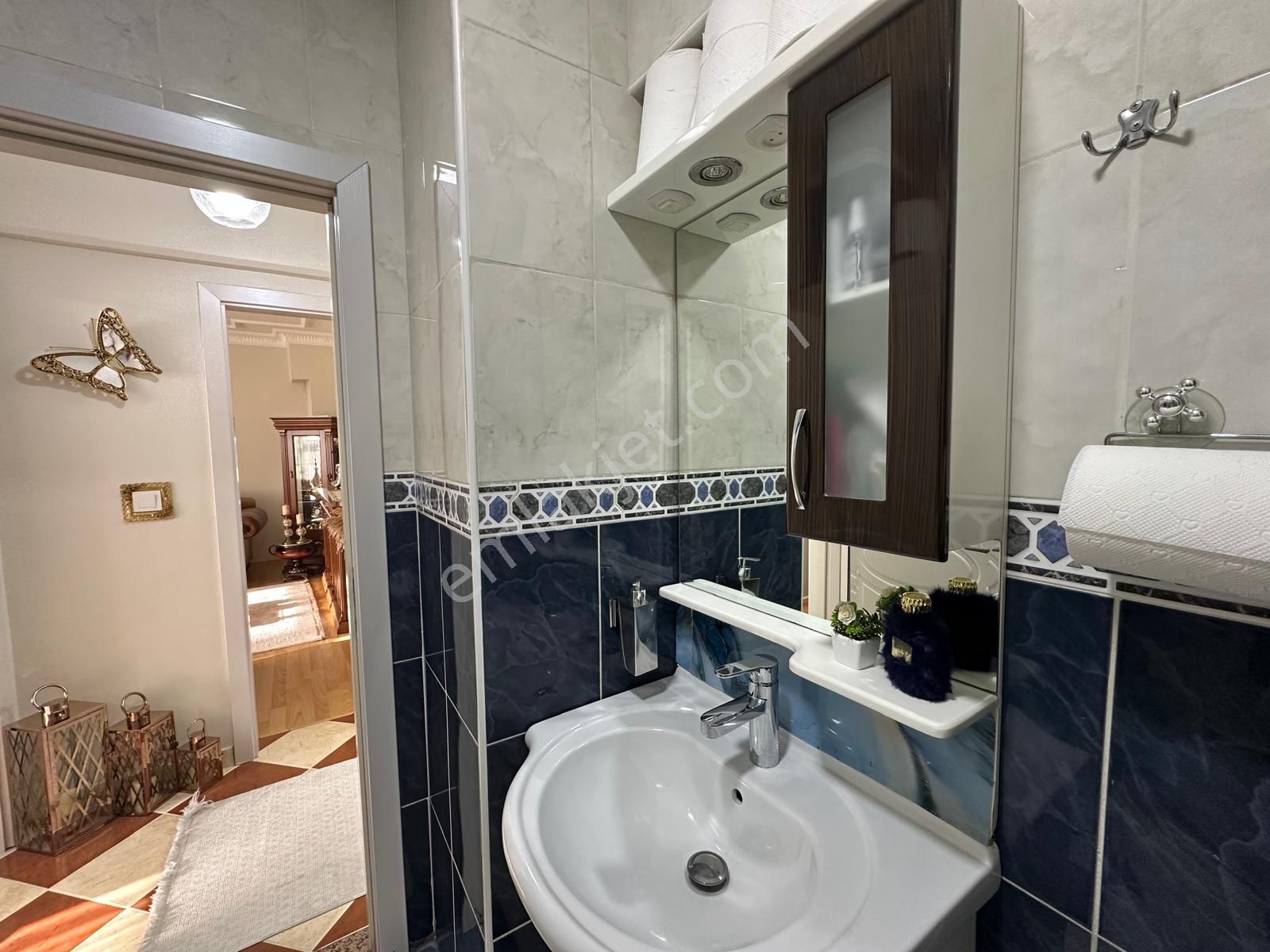 Gaziosmapaşa'da Cadde Üzeri Yüksek Tavanlı 5+2 Dubleks Daire!! - Görsel 11