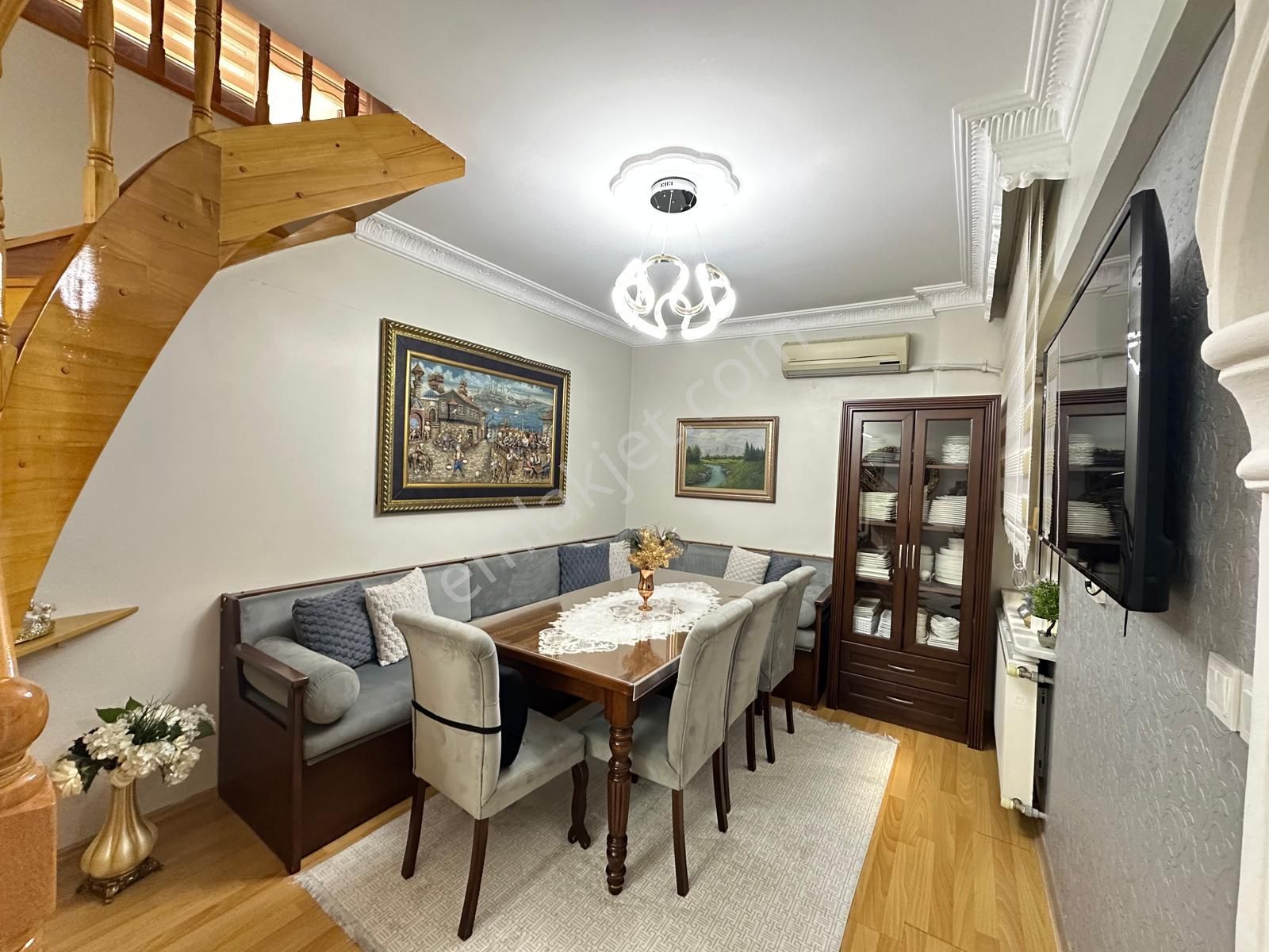 Gaziosmapaşa'da Cadde Üzeri Yüksek Tavanlı 5+2 Dubleks Daire!! - Görsel 16