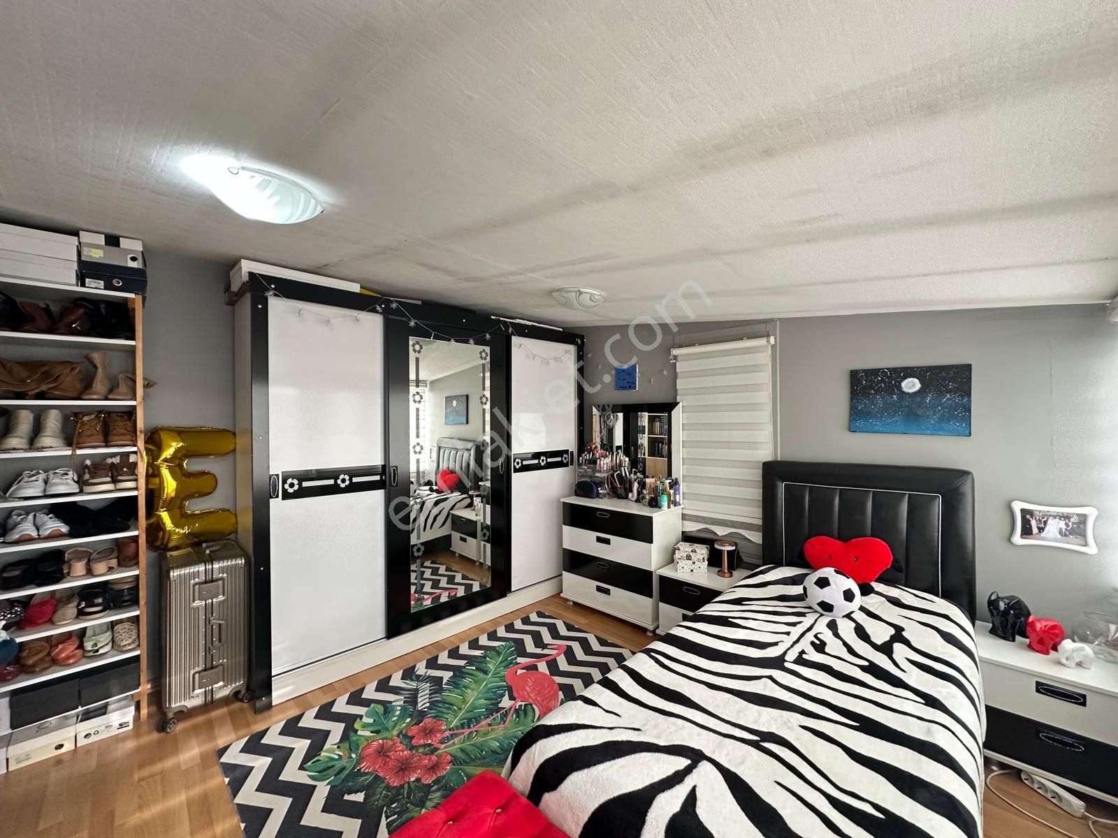 Gaziosmapaşa'da Cadde Üzeri Yüksek Tavanlı 5+2 Dubleks Daire!! - Görsel 25