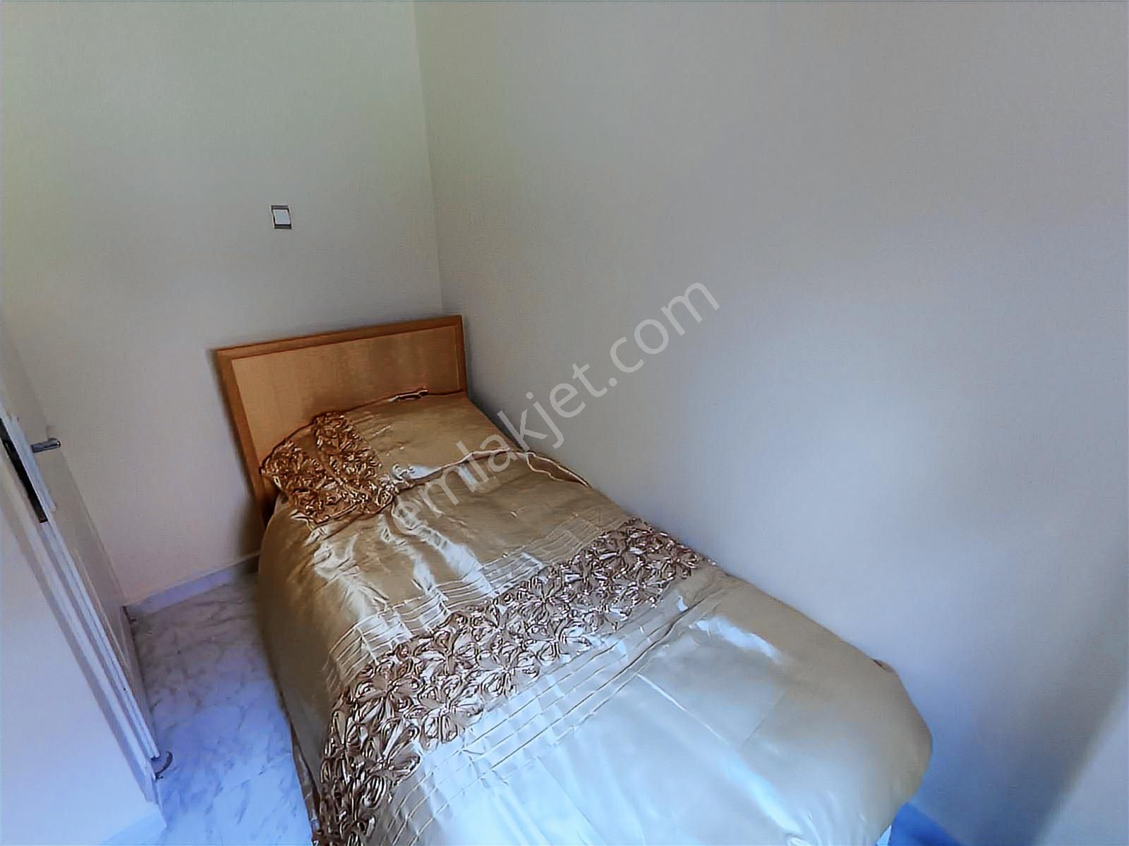 Kuşadası Kadınlar Denizi Havuzlu 4+1 Fırsat Fiyat Satılık Villa - Görsel 18