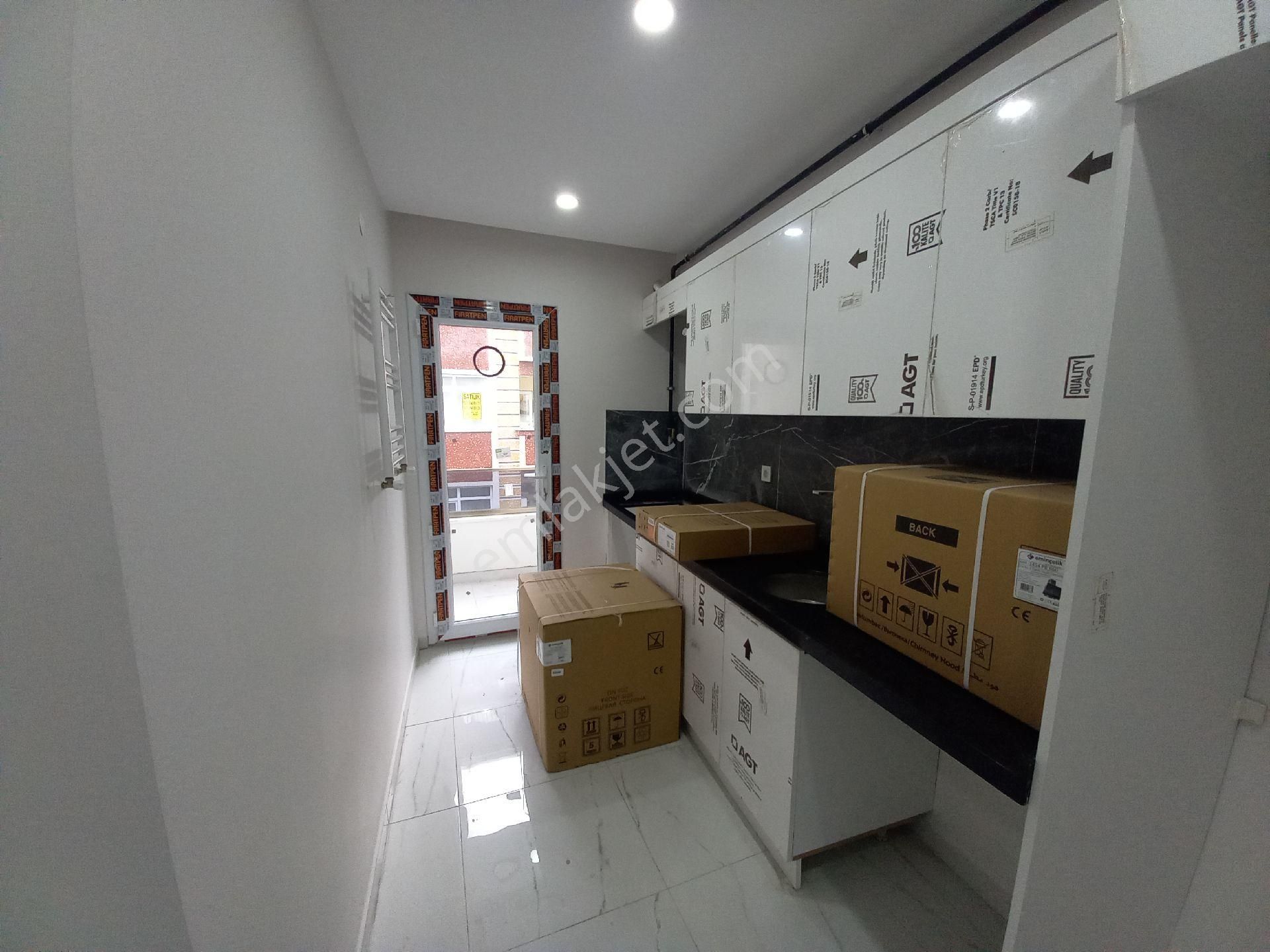 Bahçelievler Yenibosna Zafer Mah Satılık Daire Kat. 3.2+1 - Görsel 24