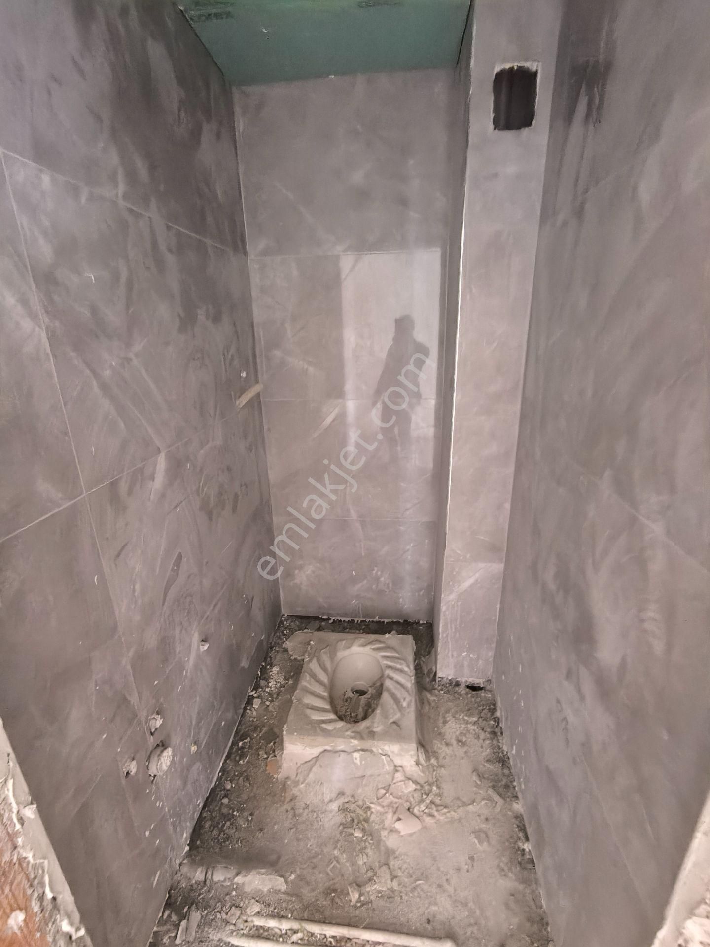 Yenibosna Da 2+1 2,kat Otoparklı Binada Sıfır Daire - Görsel 8