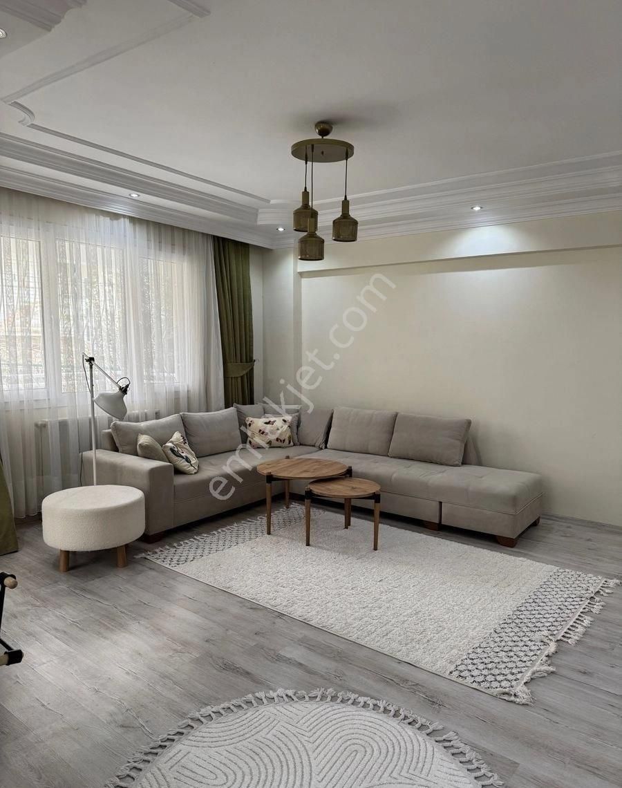 Bornova Atatürk Mah. İçi Full Yapılı 2+1 Satılık Daire