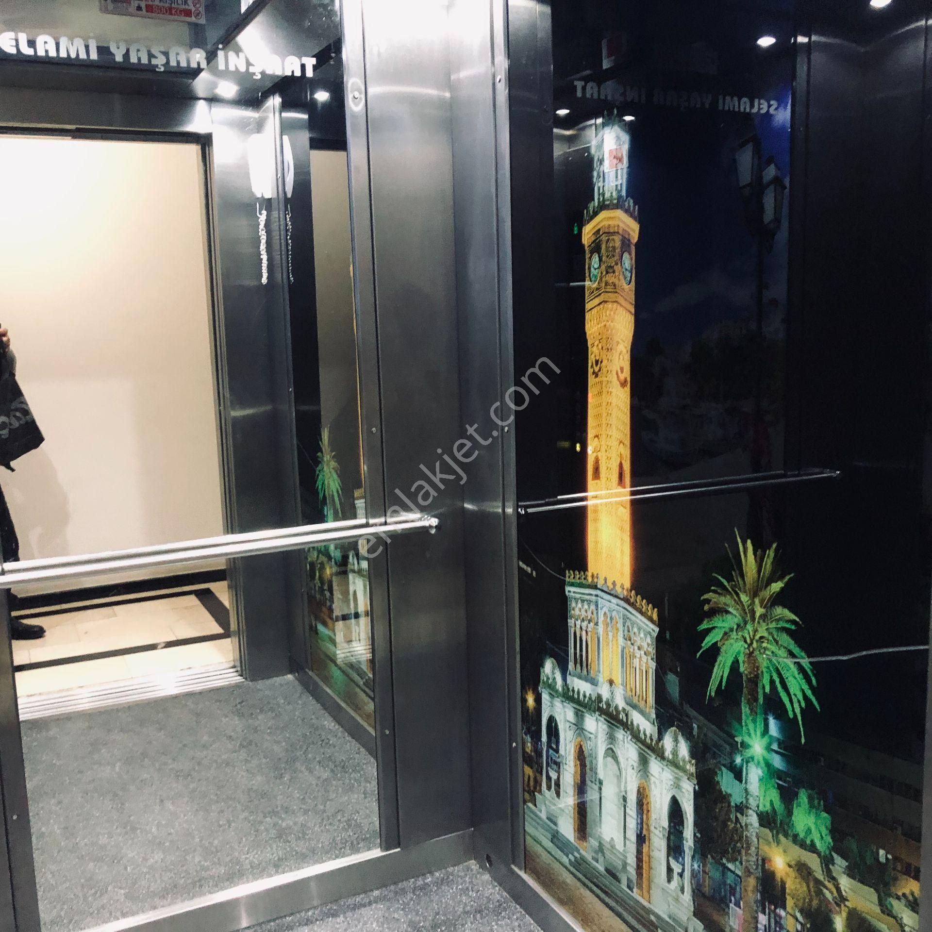 Karşıyaka Nergiz Dedebaşında Kiralık 2+1 Lüx Daire - Görsel 4