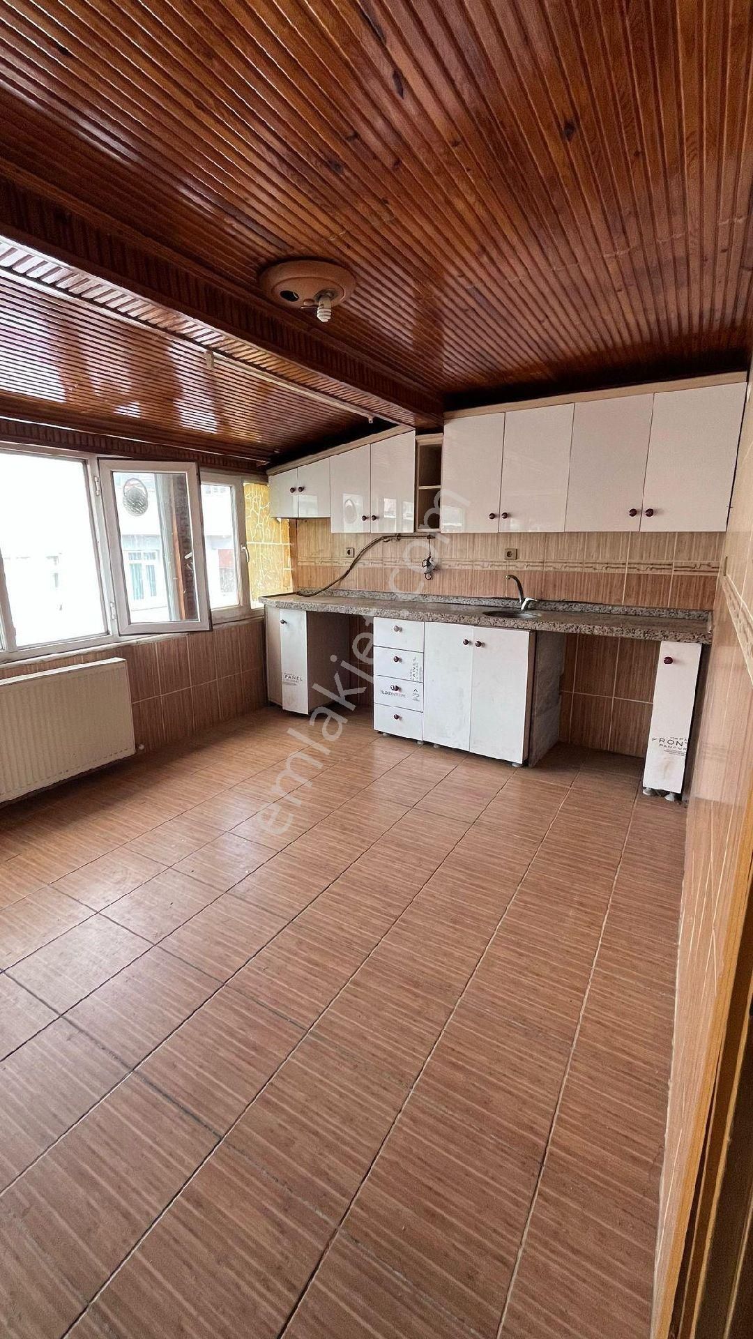 Rise Emlâk Tan Satılık Lüks Daire 110 M2 Çatı Katı 2+1 - Görsel 18