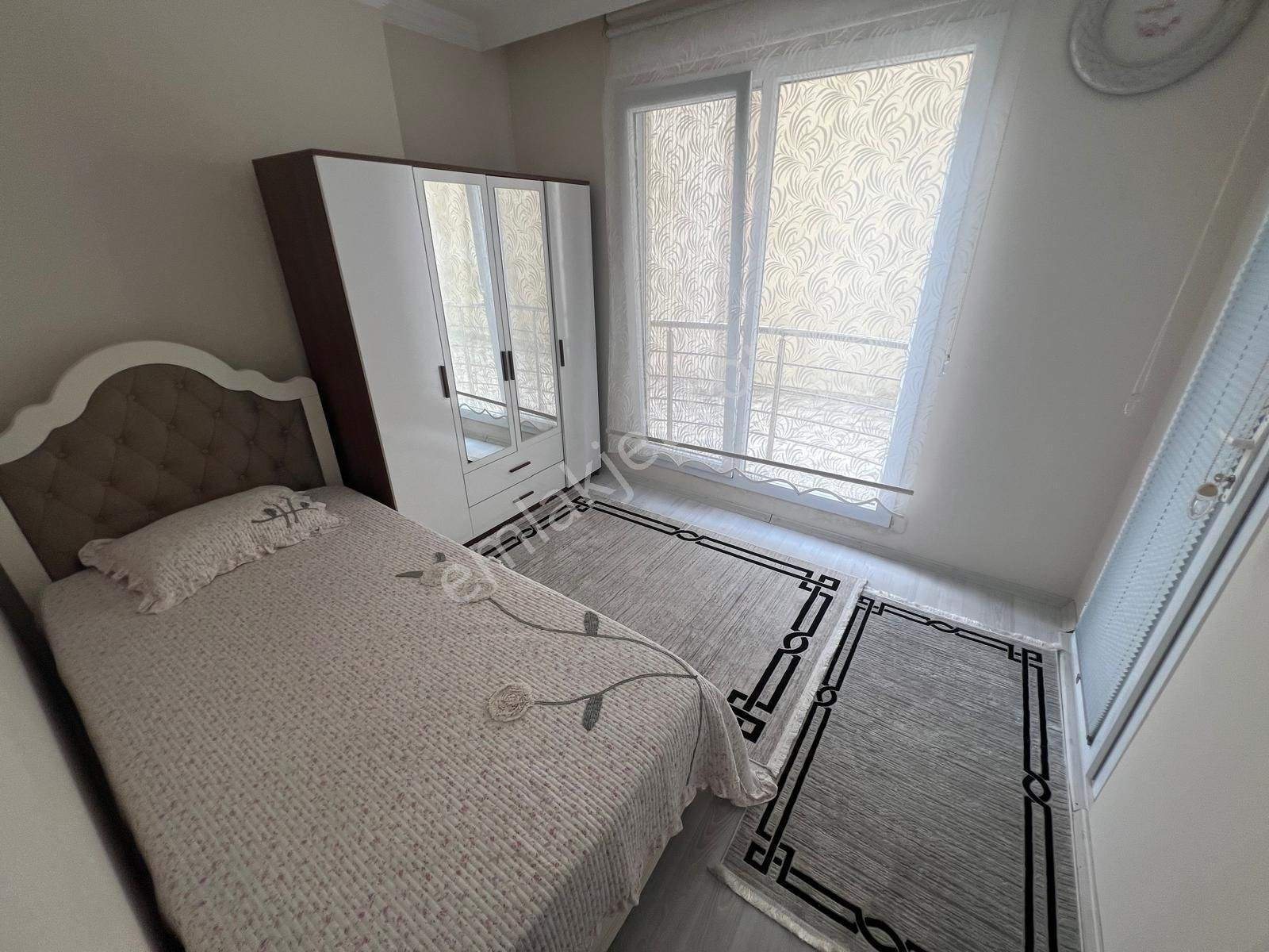 Yalı Gayrimenkulden Sürmene Site İçerisinde Manzaralı 2+1 Satılık - Görsel 11