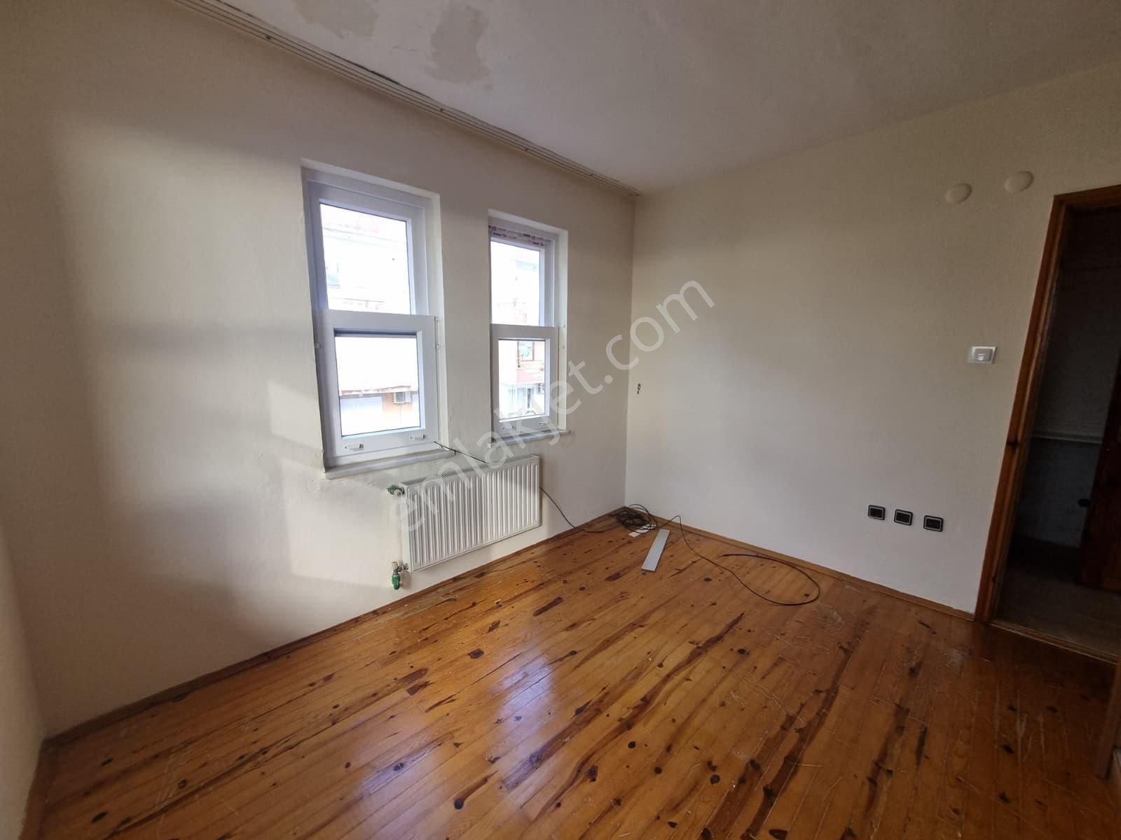 Kütürüp Mevkii’nde 2+1 Ayrı Mutfak Deniz Manzaralı Kiralık Daire - Görsel 9