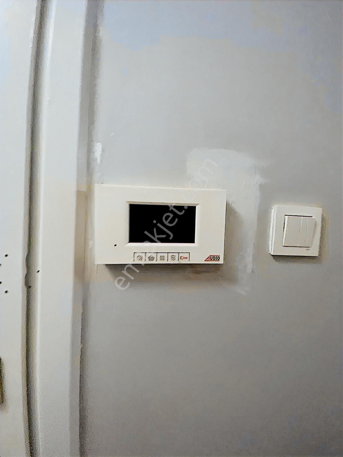 İzmir Yeşilyurtta Metro Yakını 3+1 Asansör Arakat Satılık ... - Görsel 33