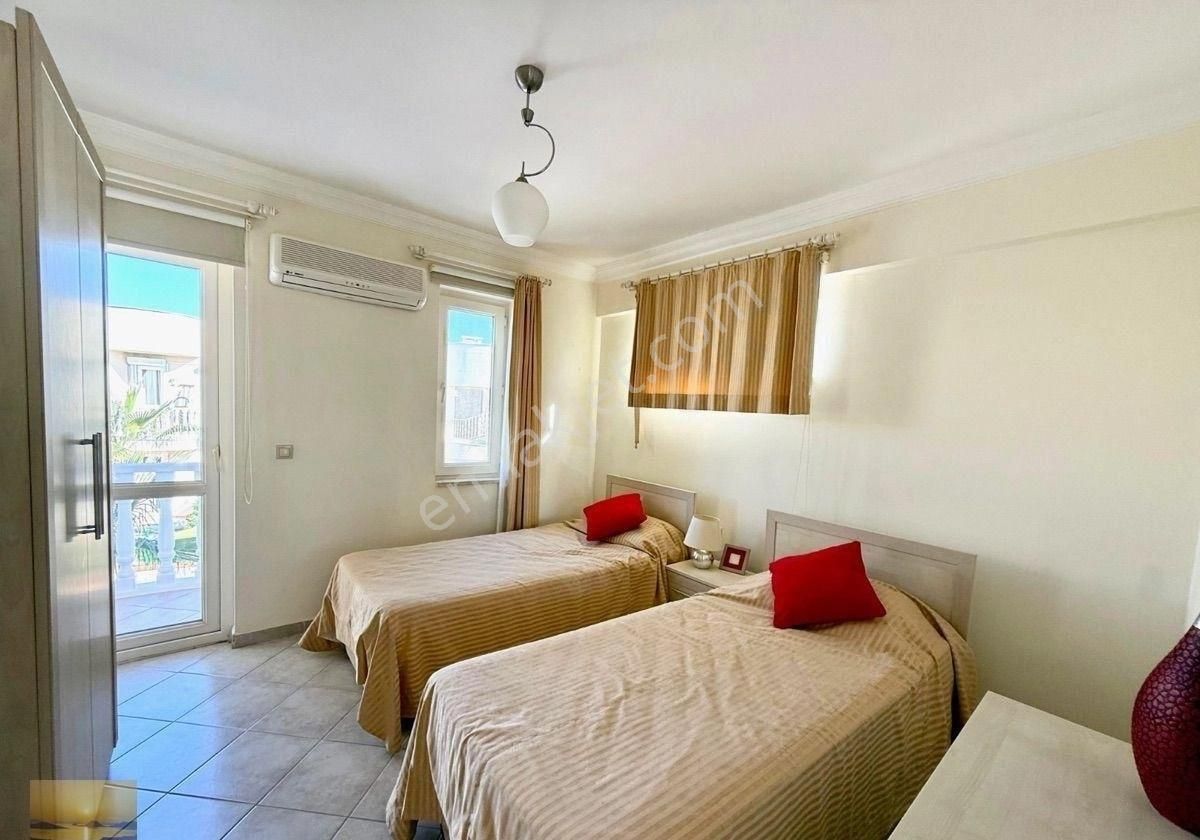 İngilizden Denize Yakın Plajlı Sitede Ön Blokta Satılık Acil Ev Yatırım Fırsatı Bulunmaz Konum - Görsel 26