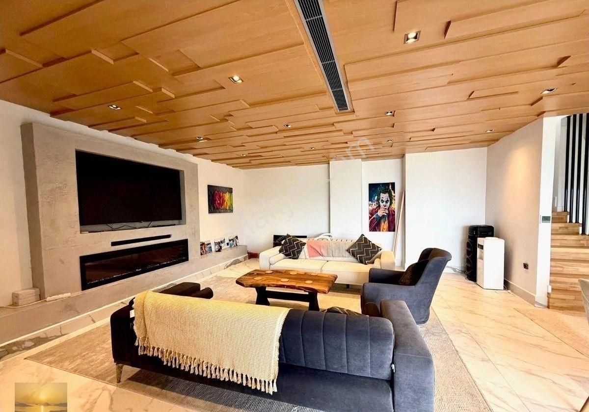 Satılık Müstakil Villa Deniz Kenarı Manzaralı Havuzlu Ev Plajlı Mükemmel Koyda Yatırım Fırsatı Acil - Görsel 22